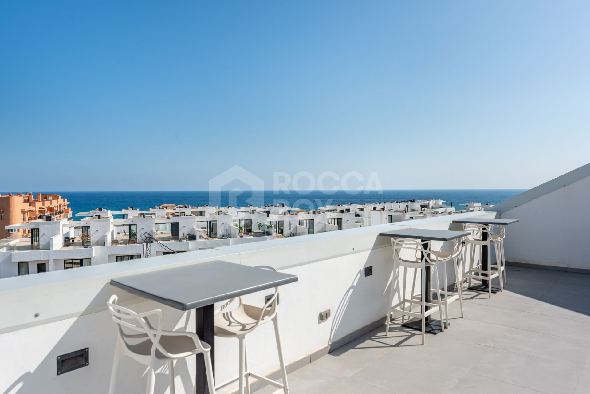 Modern Elegance with Sea and urban views over Fuengirola with turist license