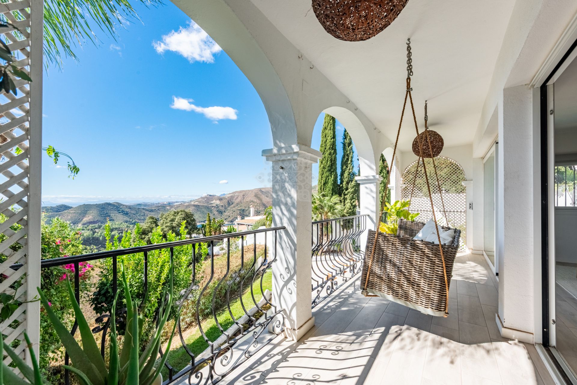 Semi Detached House in Cerros del Lago, Istan