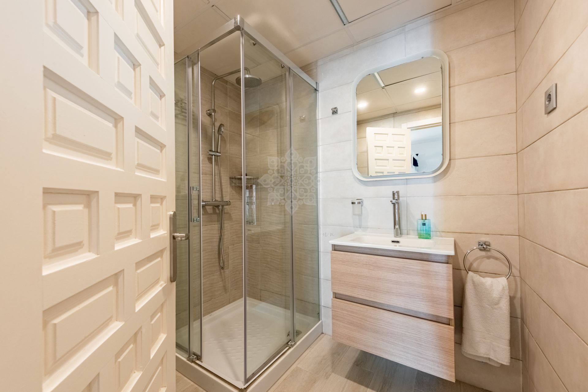 Semi Detached House in Cerros del Lago, Istan