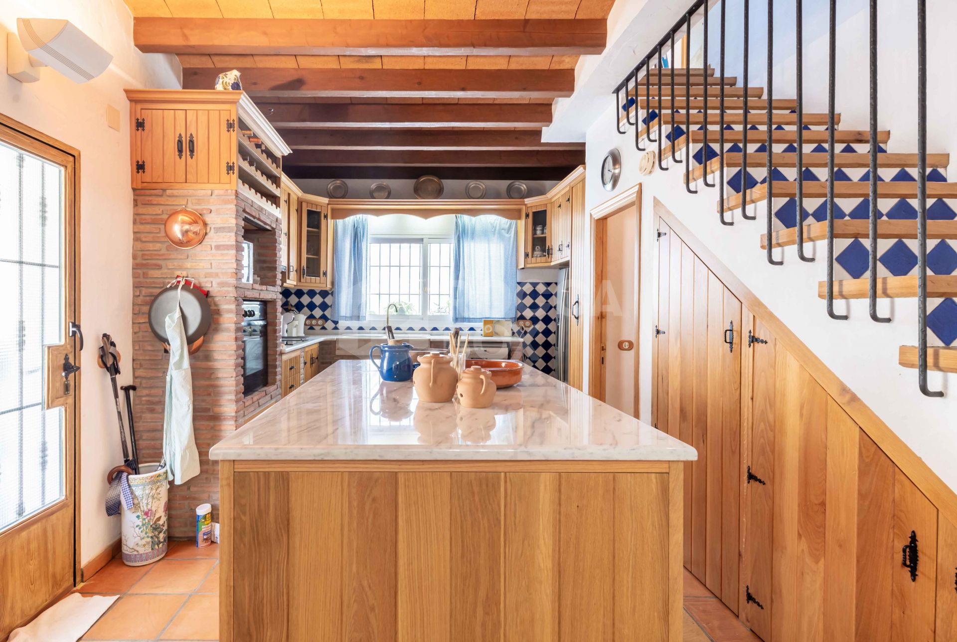 Rustic Andalusian Villa in Mijas pueblo with panoramic Sea and Mountain Views