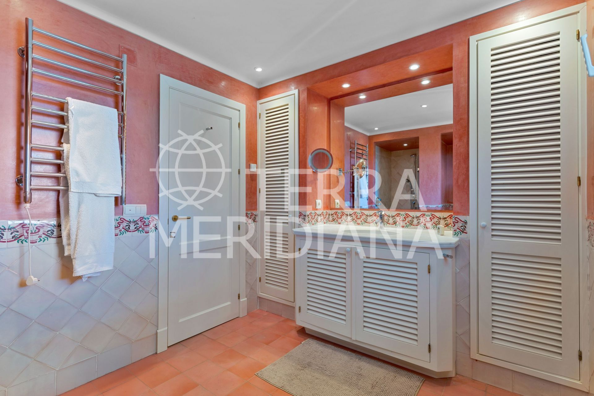 Villa in Nueva Andalucia, Marbella