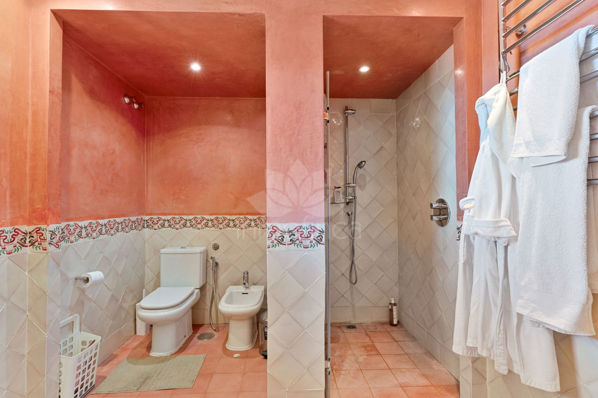 Villa in Nueva Andalucia, Marbella