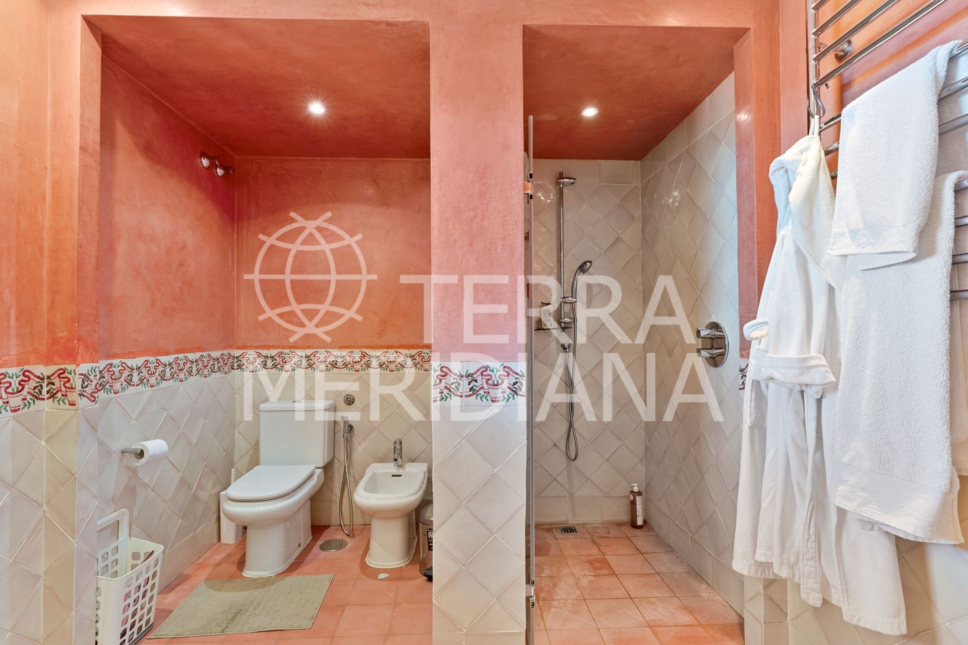 Villa in Nueva Andalucia, Marbella