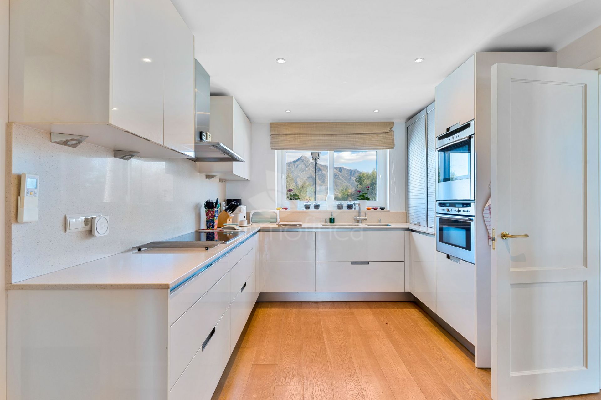 Villa in Nueva Andalucia, Marbella