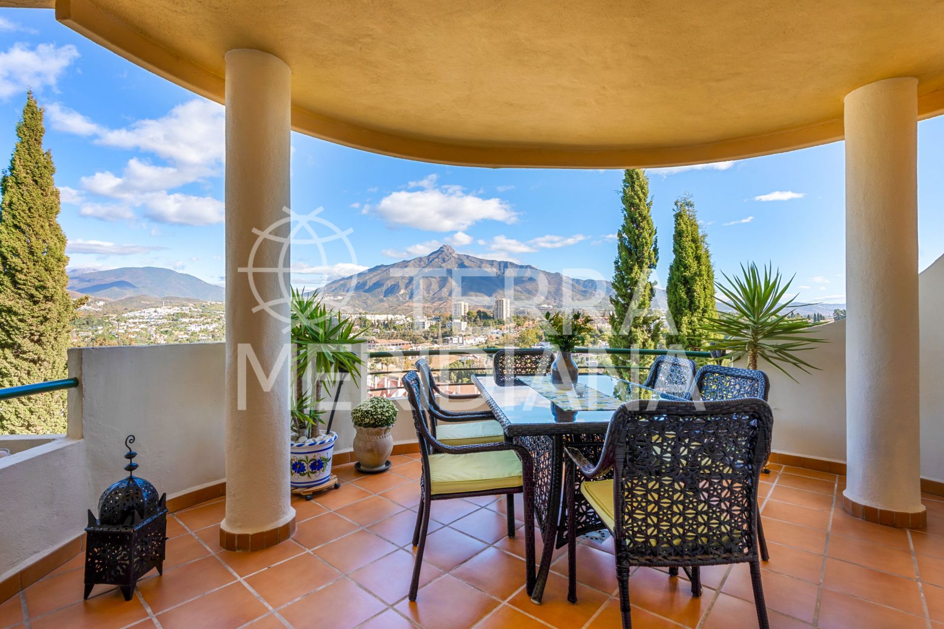 Apartment in Señorio de Aloha, Marbella