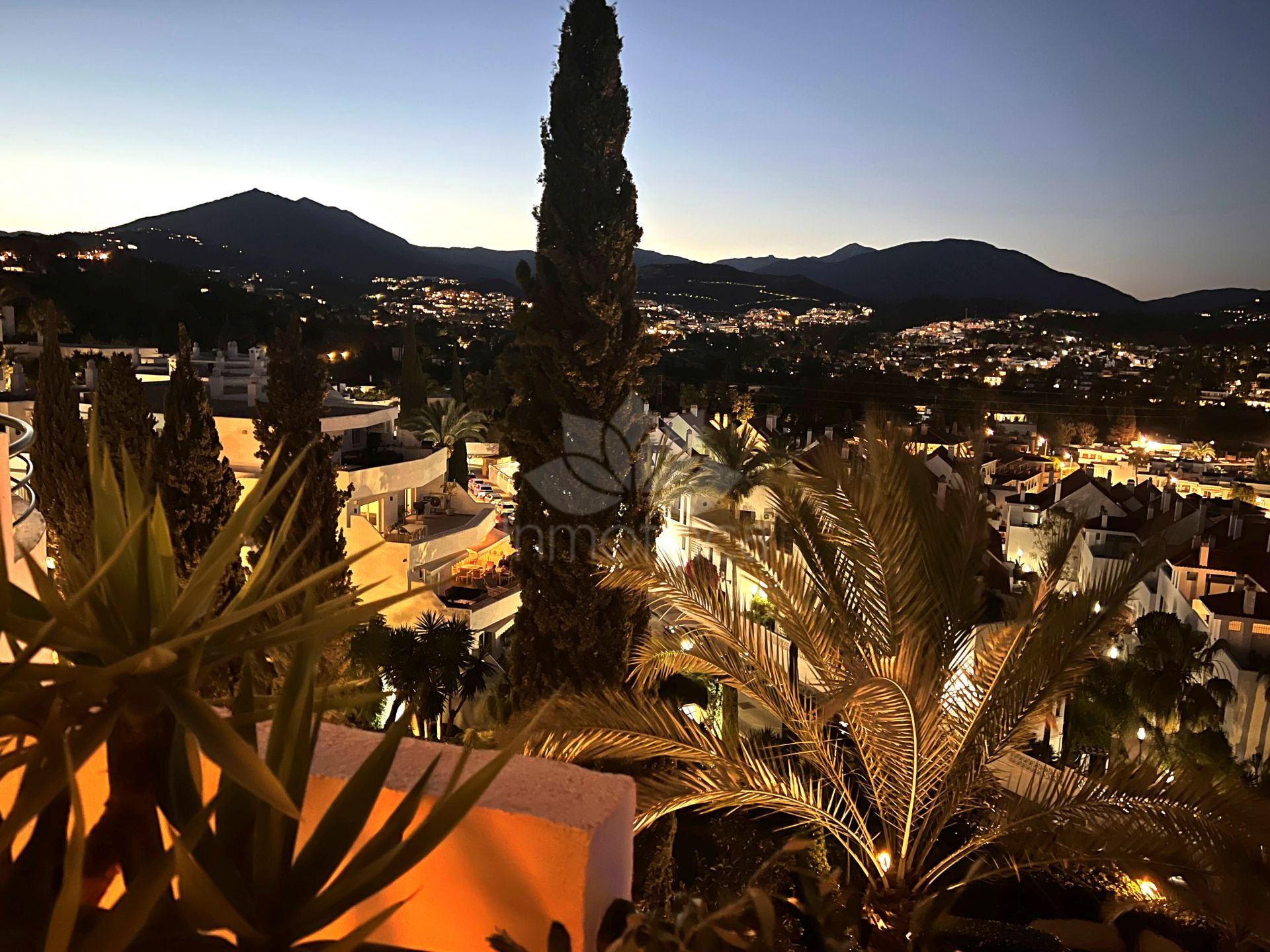 Apartment in Señorio de Aloha, Marbella