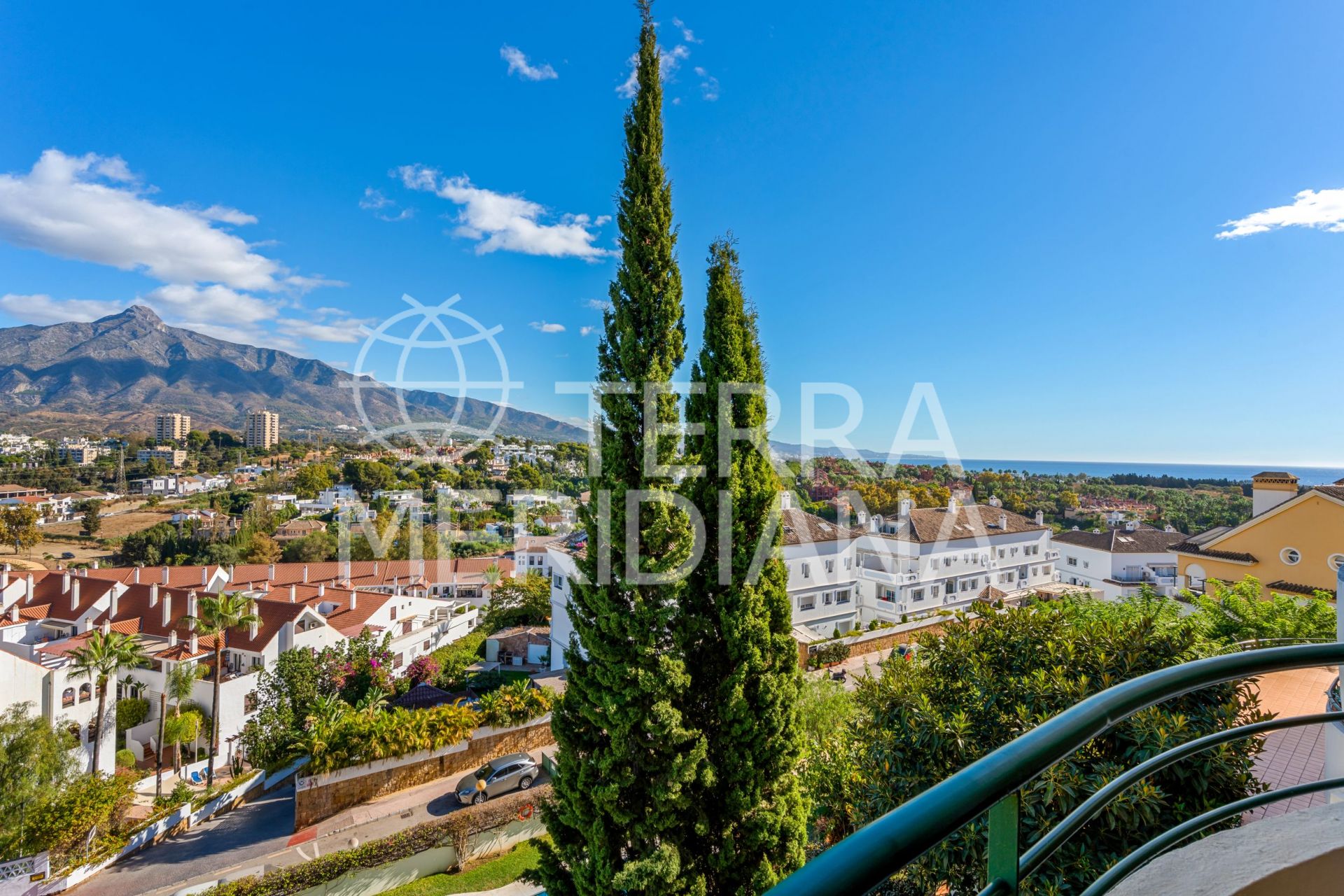 Apartment in Señorio de Aloha, Marbella