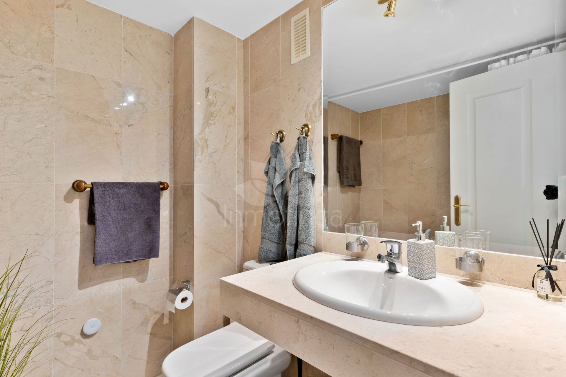 Apartment in Señorio de Aloha, Marbella