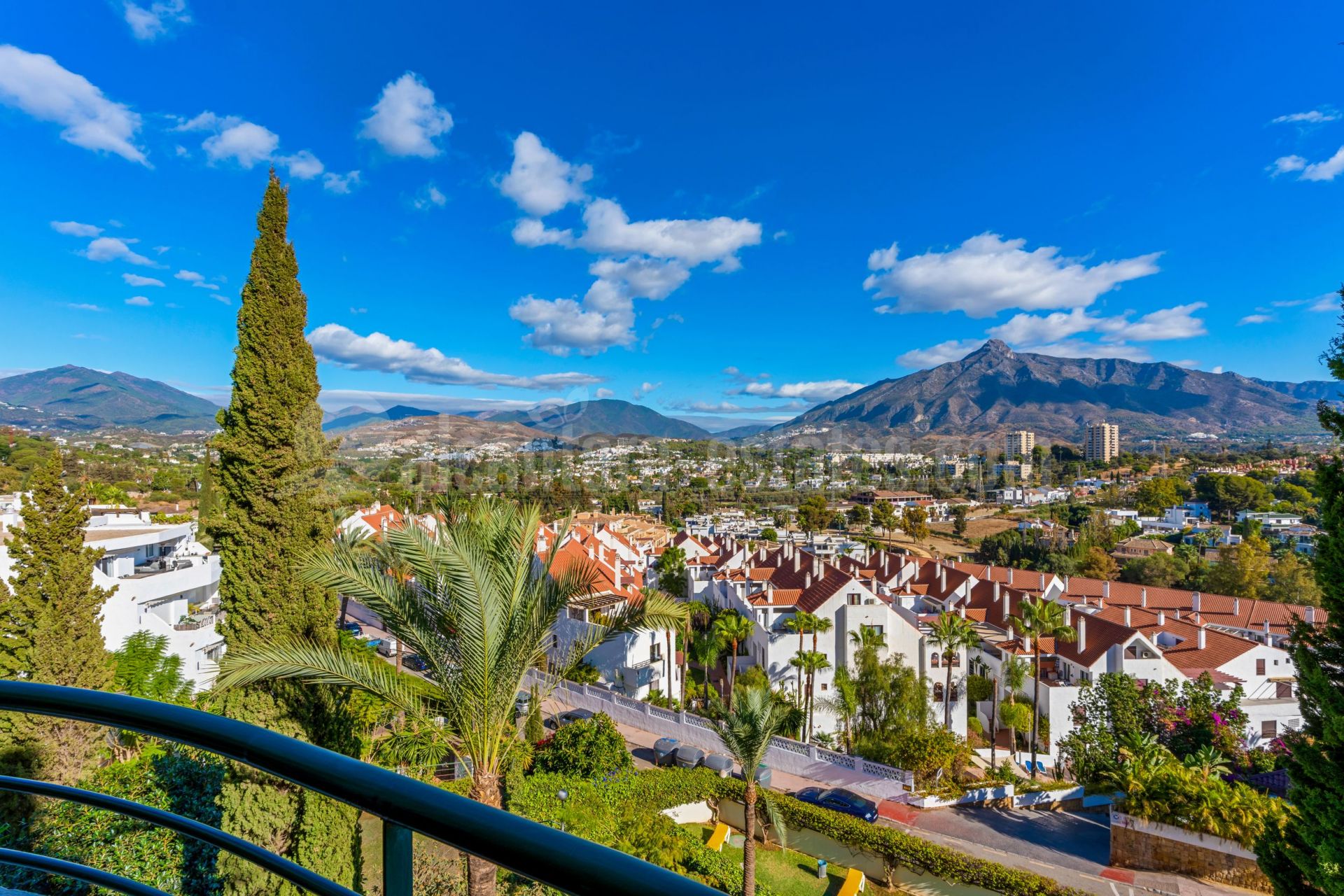 Apartamento en Señorio de Aloha, Marbella