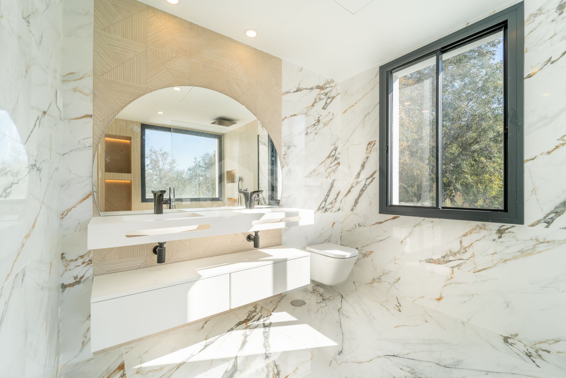 Stunning Villa for sale in La Capellania