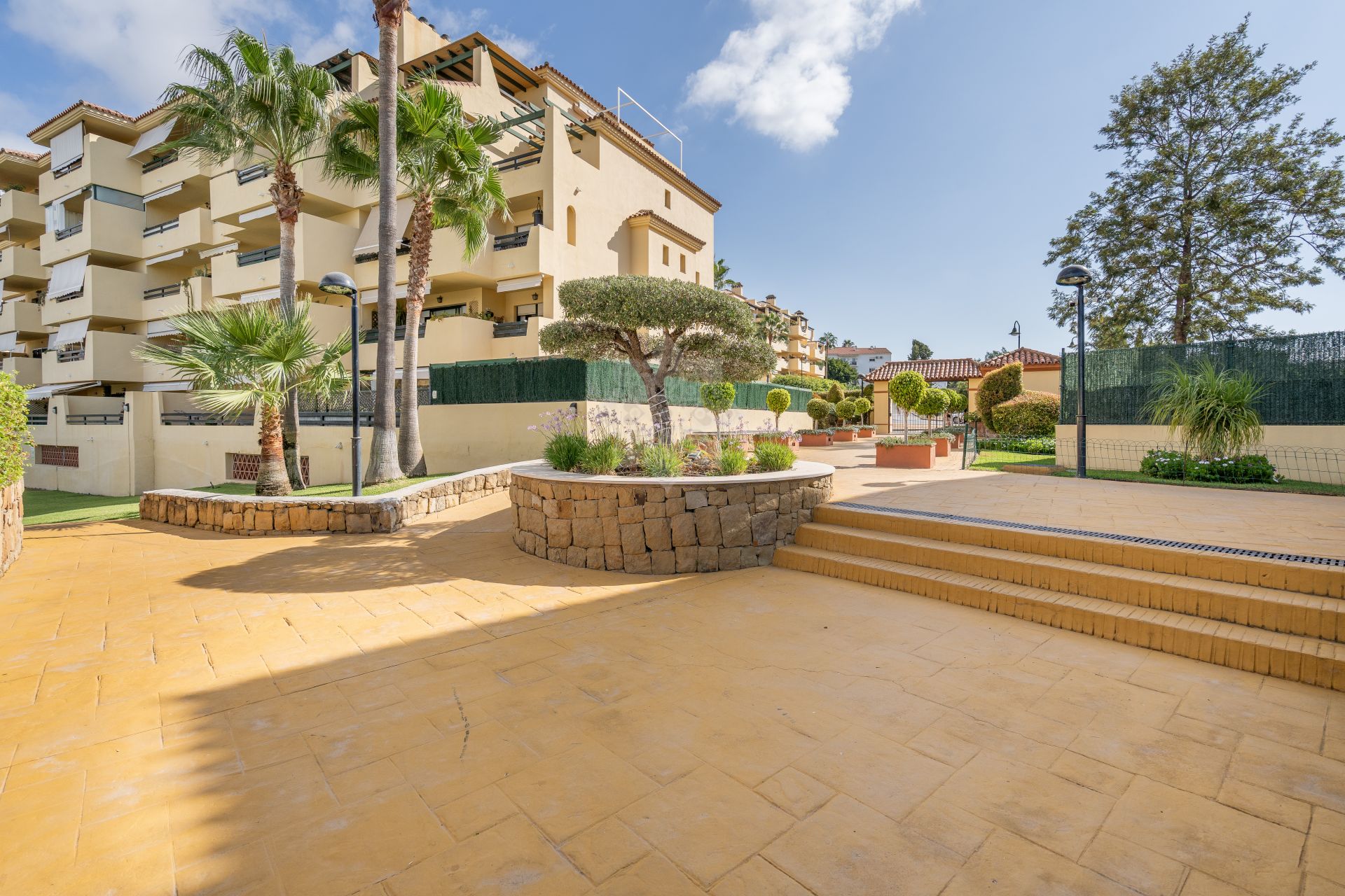 Apartamento Planta Baja en La Resina Golf, Estepona