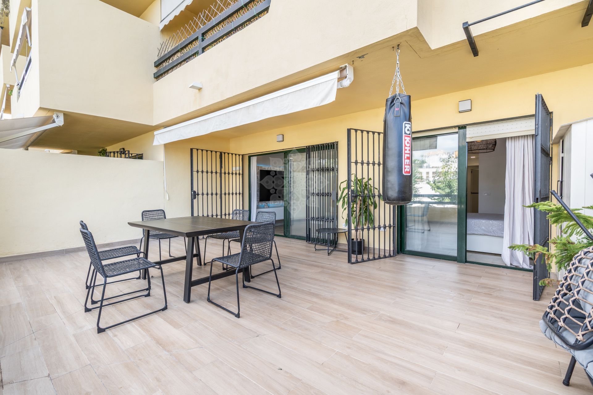 Apartamento Planta Baja en La Resina Golf, Estepona