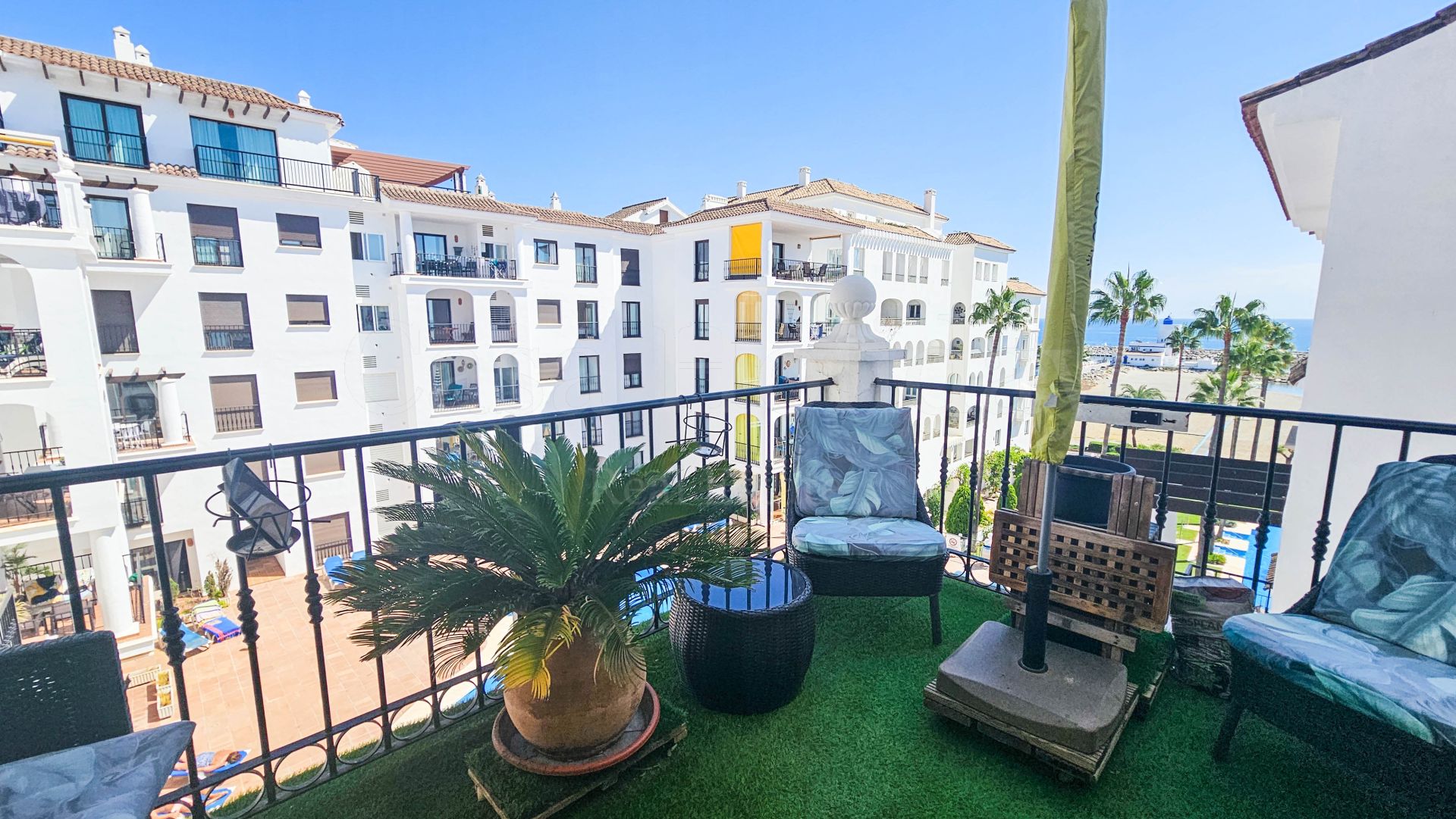 Apartamento en Puerto La Duquesa, Manilva