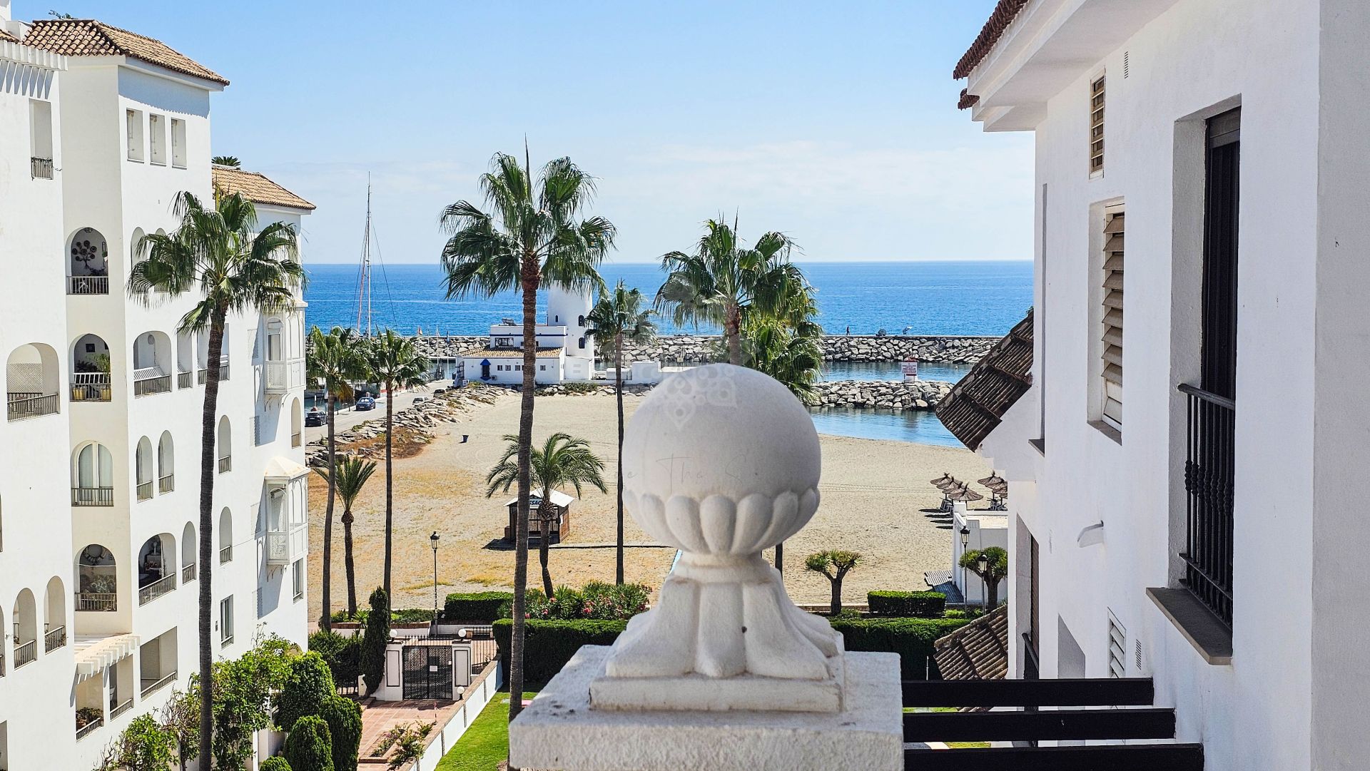 Apartamento en Puerto La Duquesa, Manilva