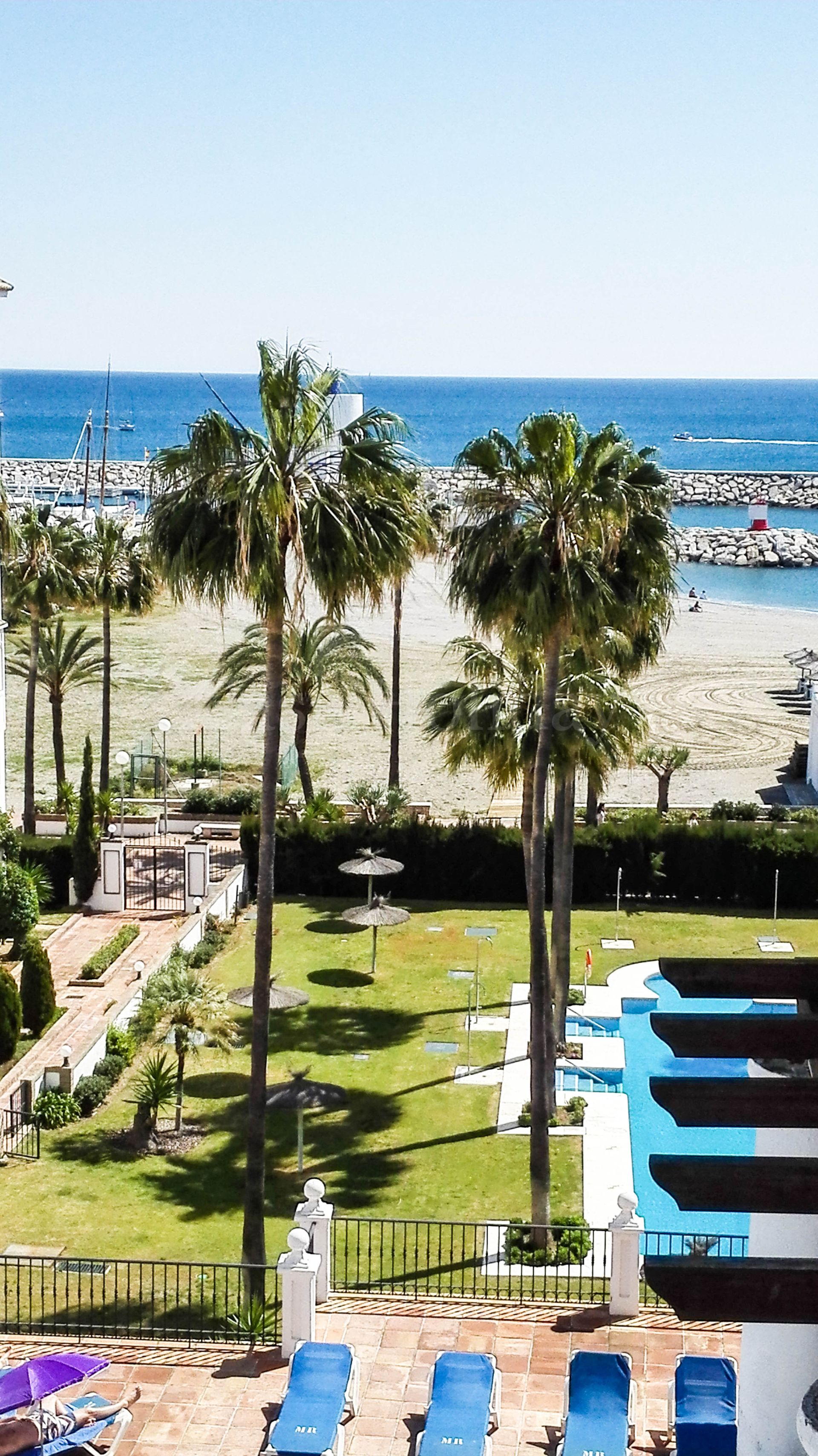 Apartamento en Puerto La Duquesa, Manilva