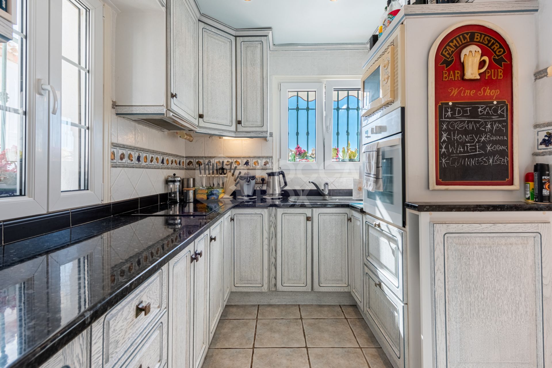 Charming Townhouse with a private pool for sale in Puebla Aida, Mijas Golf