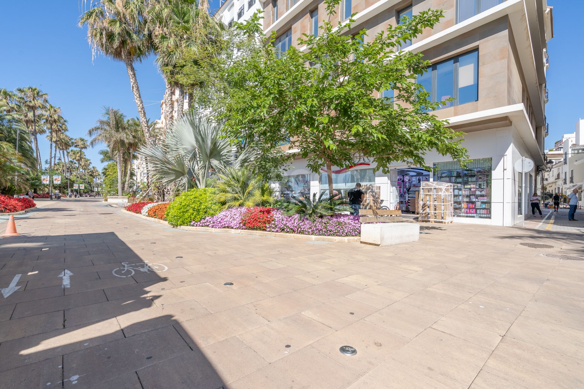 Estepona, penthouse, first line, beachfront, sea views, 4 bedroom, luxury