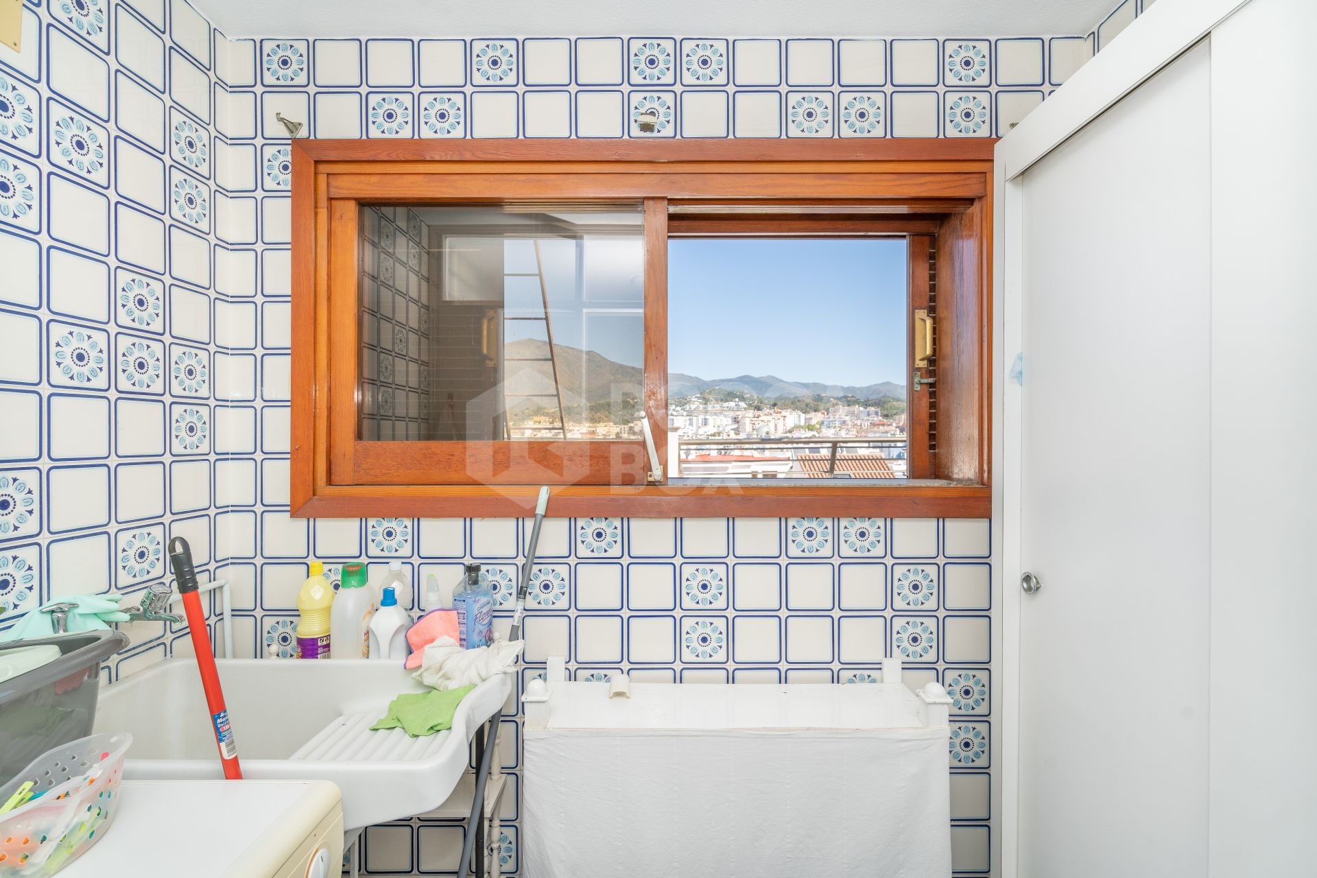 Estepona, penthouse, first line, beachfront, sea views, 4 bedroom, luxury