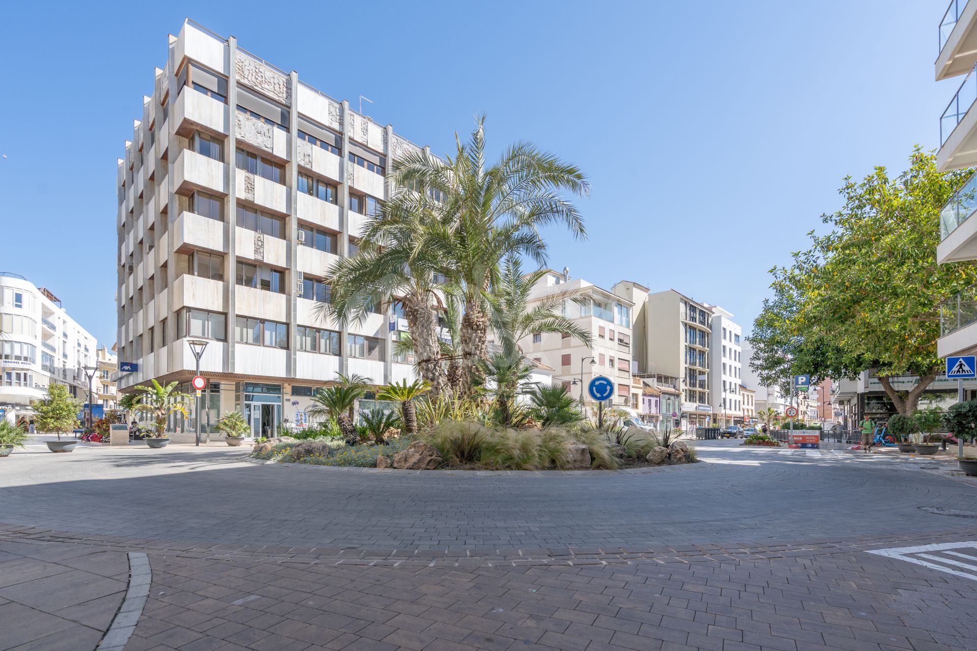 Estepona, penthouse, first line, beachfront, sea views, 4 bedroom, luxury