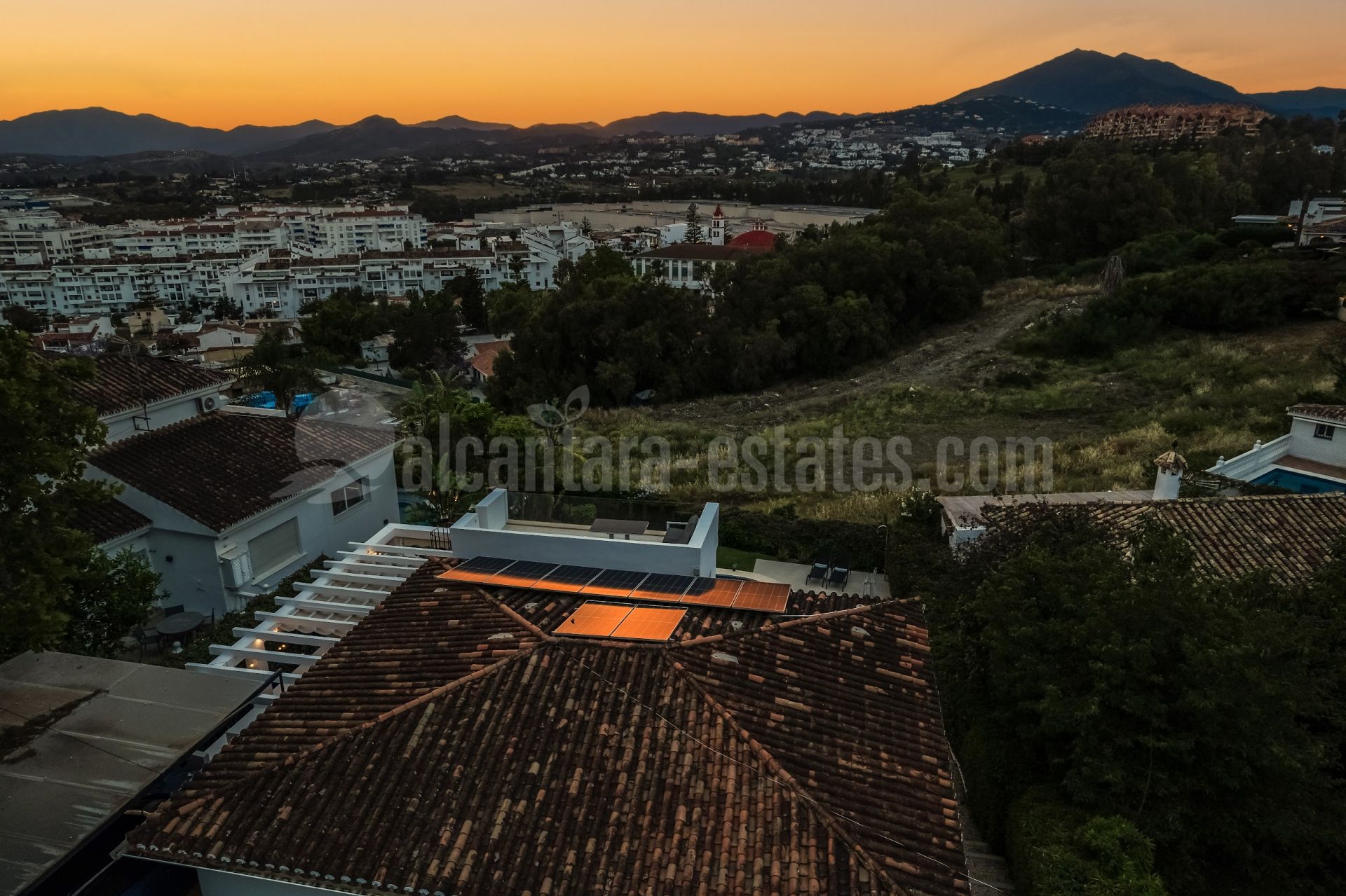 Villa in Nueva Andalucia, Marbella