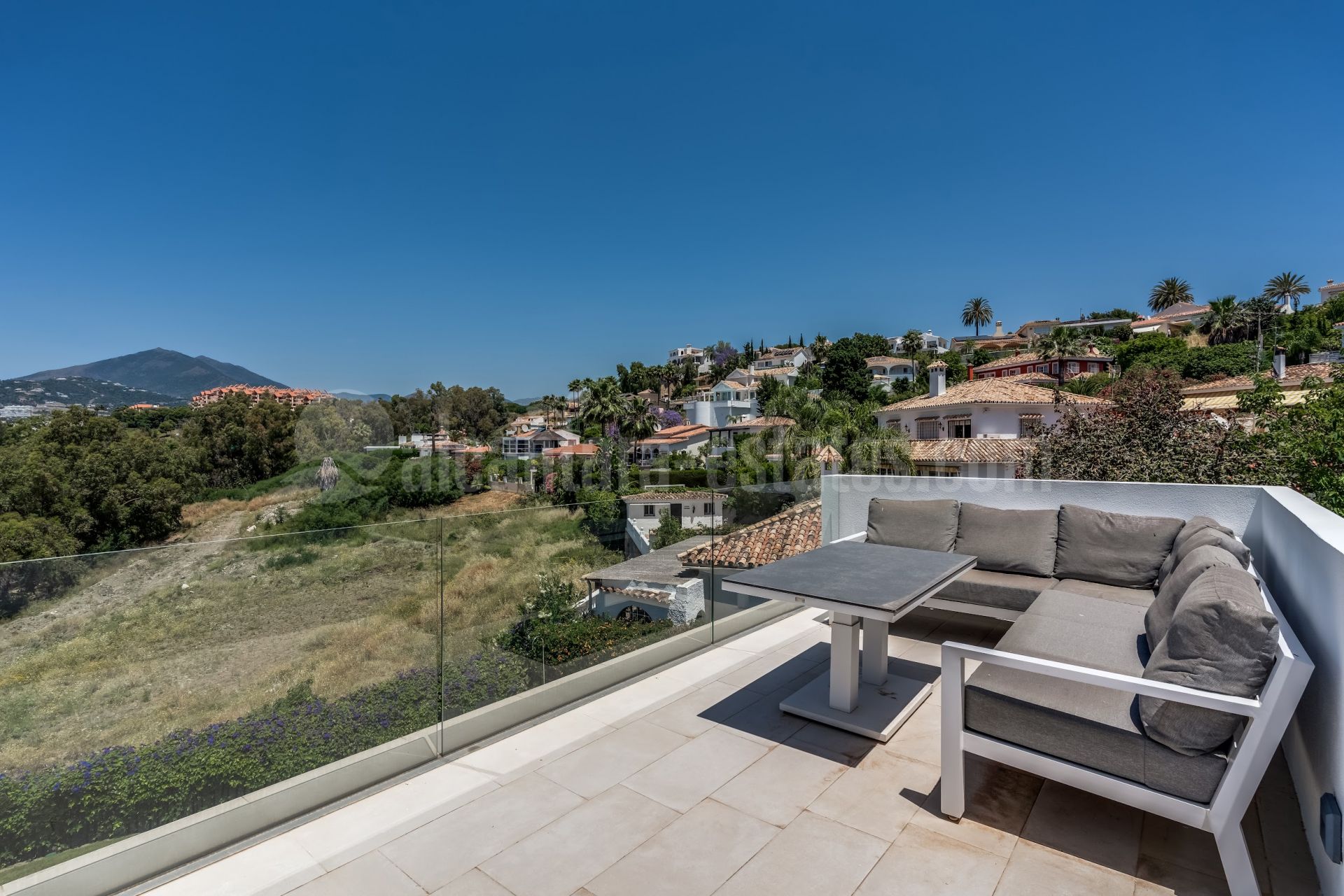 Villa in Nueva Andalucia, Marbella