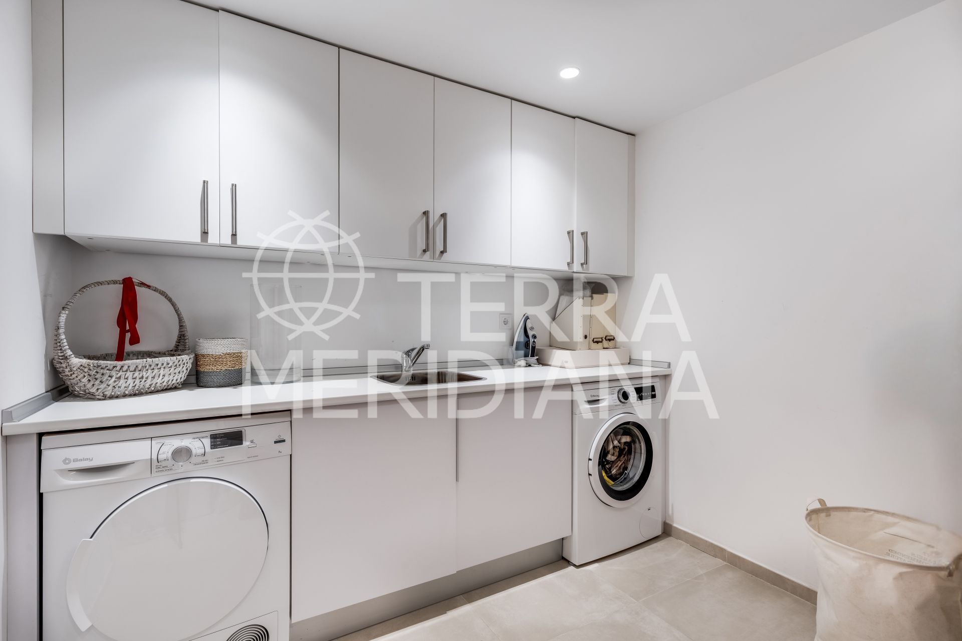 Villa in Nueva Andalucia, Marbella