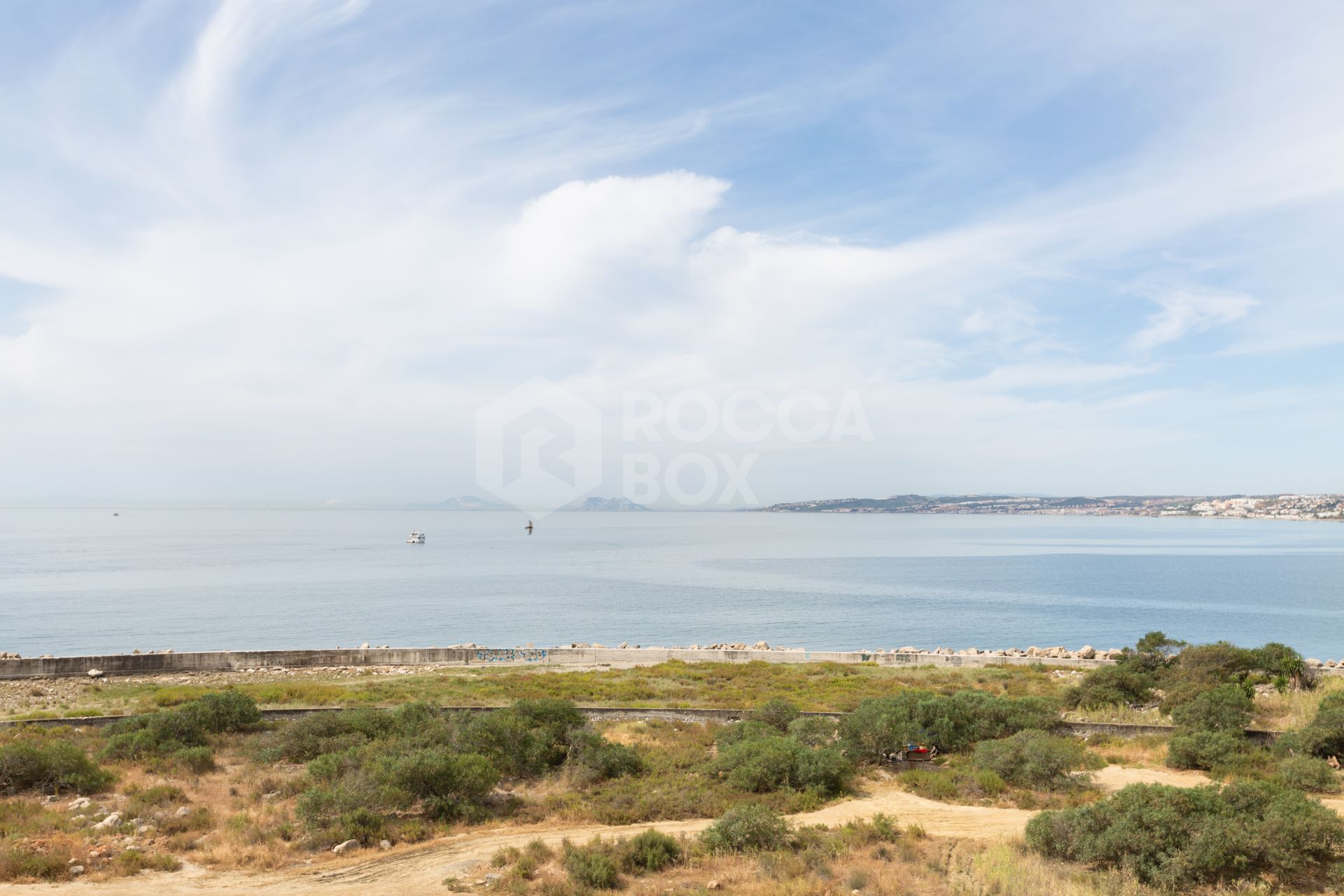 Stunning Renovated Beachfront Studio in Estepona
