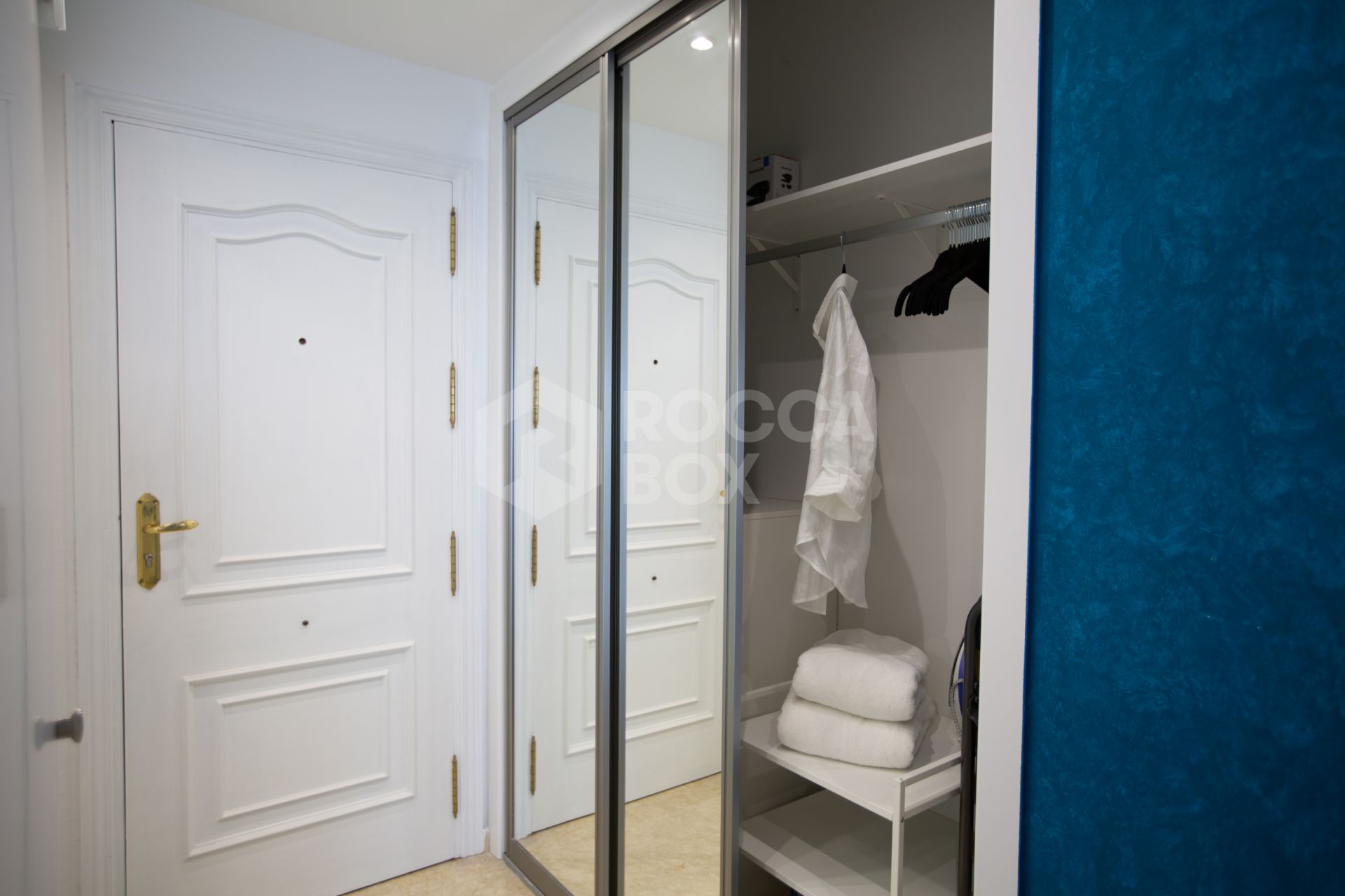 Stunning Renovated Beachfront Studio in Estepona