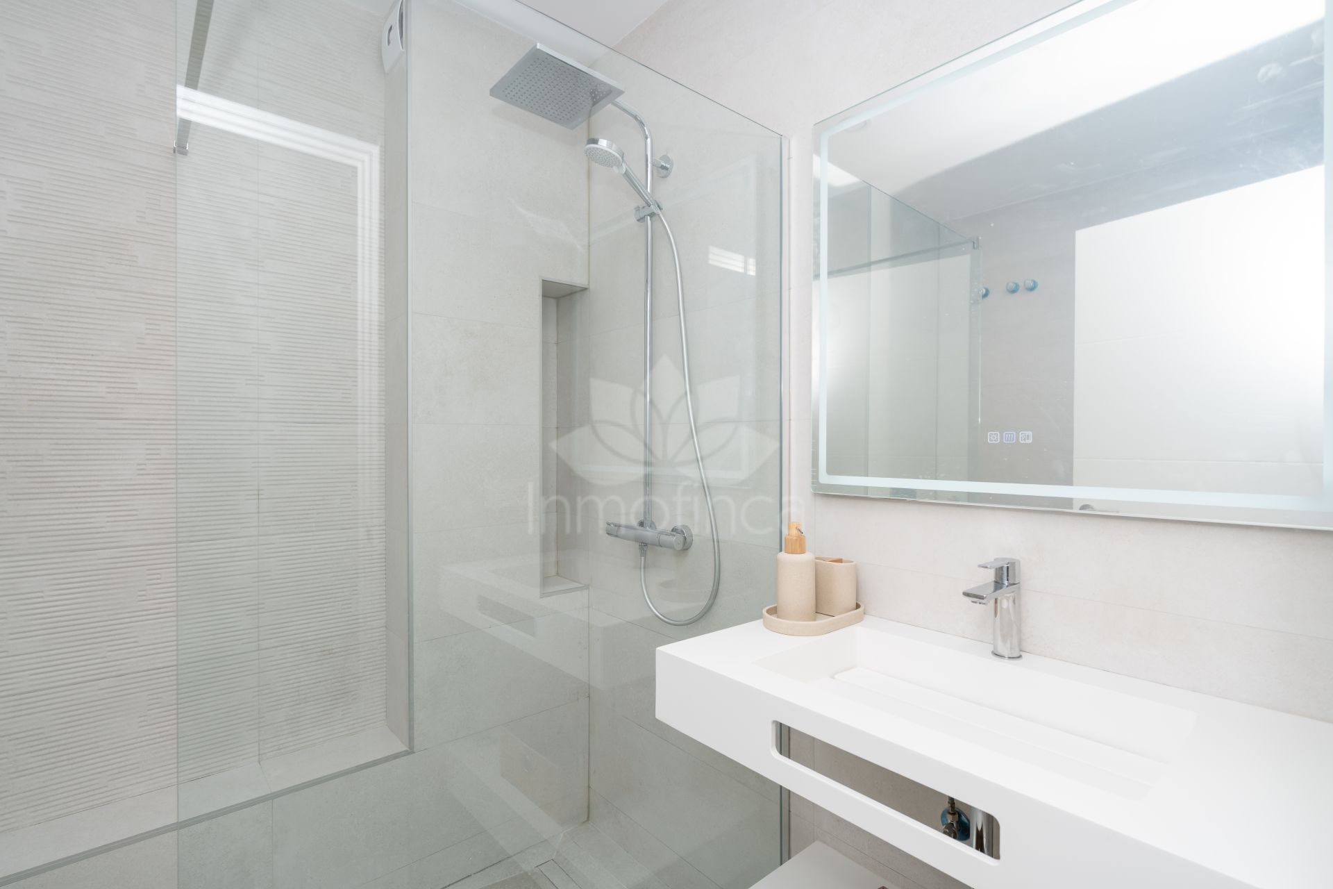 Apartment in Estepona Town, Estepona