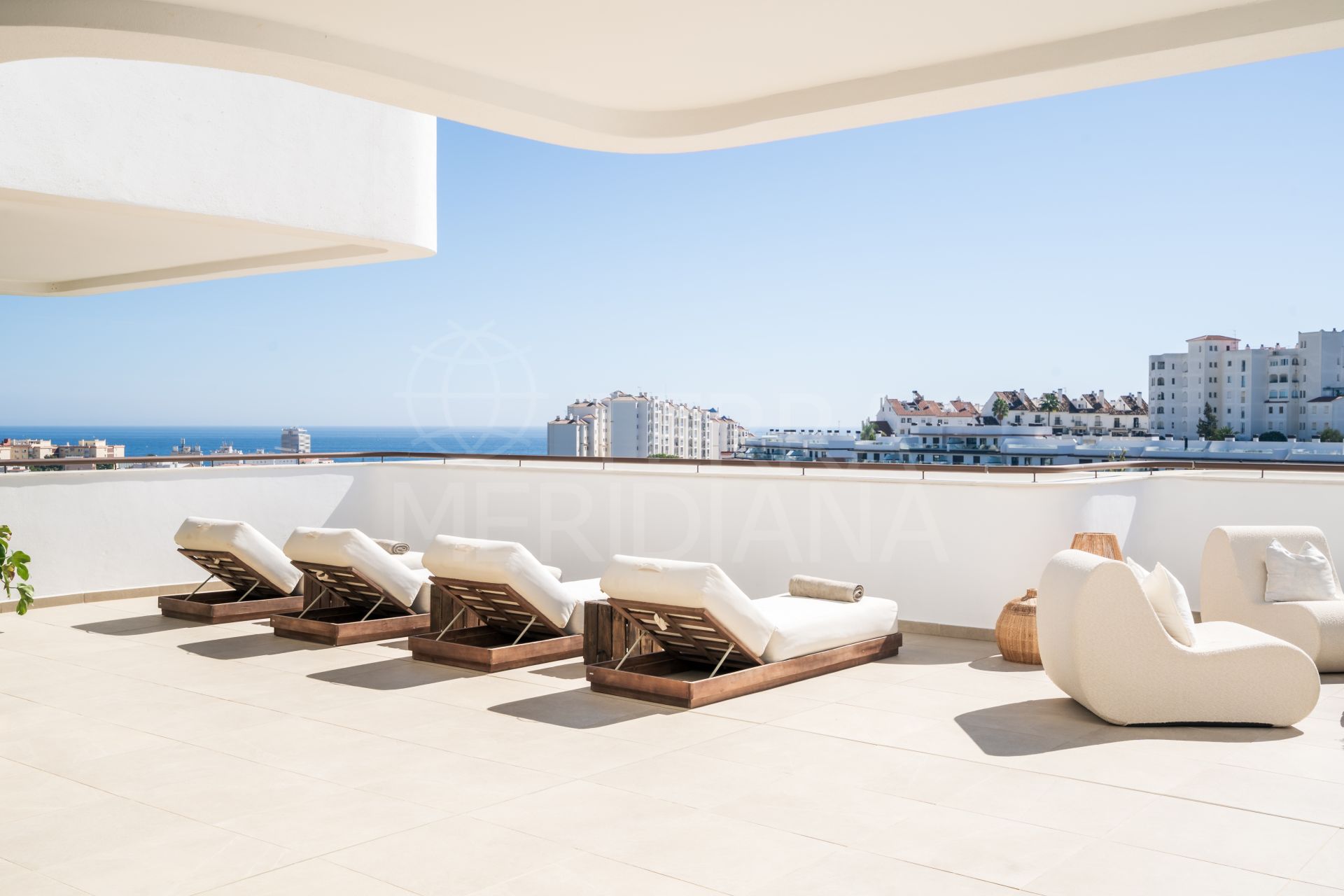 Apartment in Las Mesas, Estepona