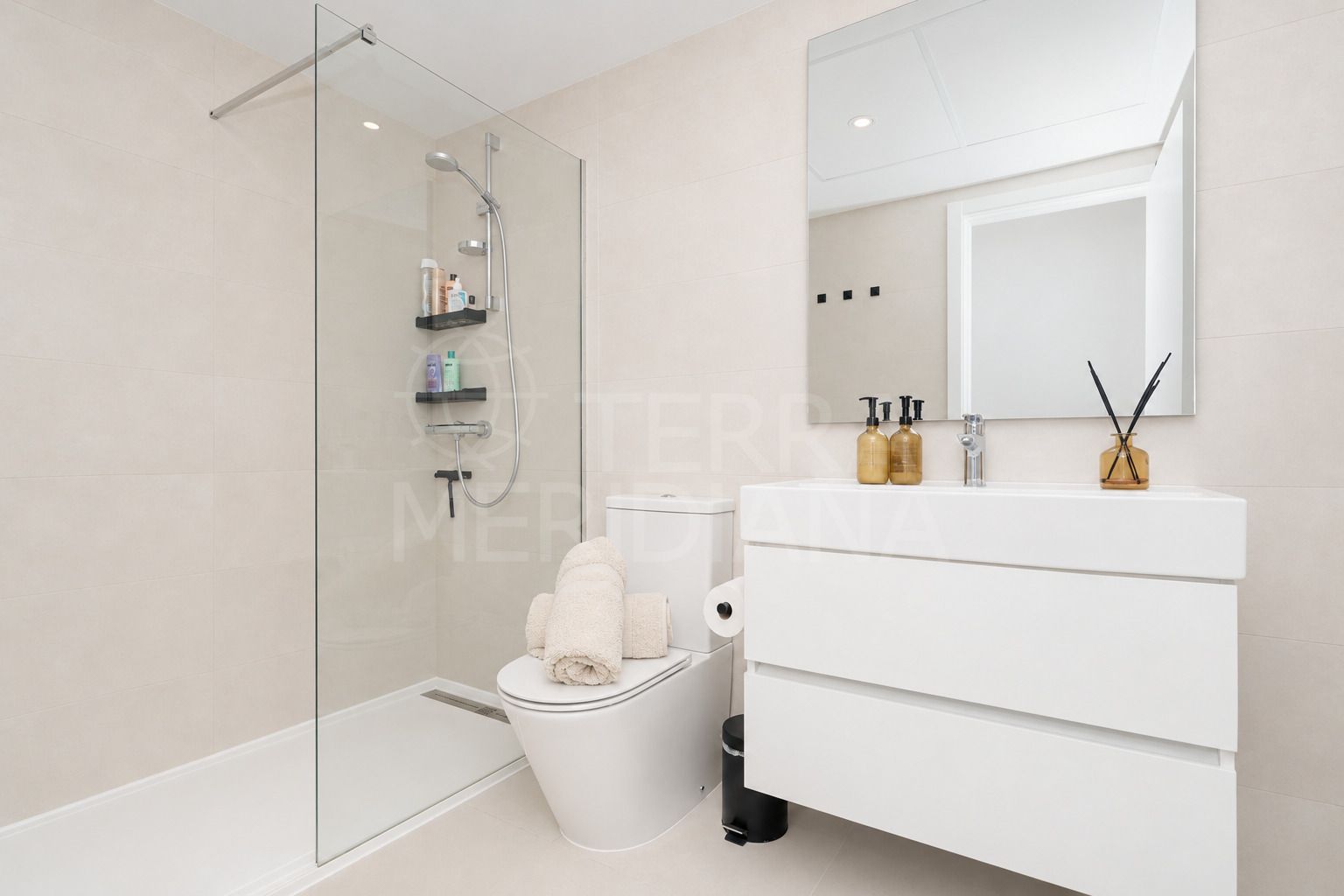 Apartment in Las Mesas, Estepona