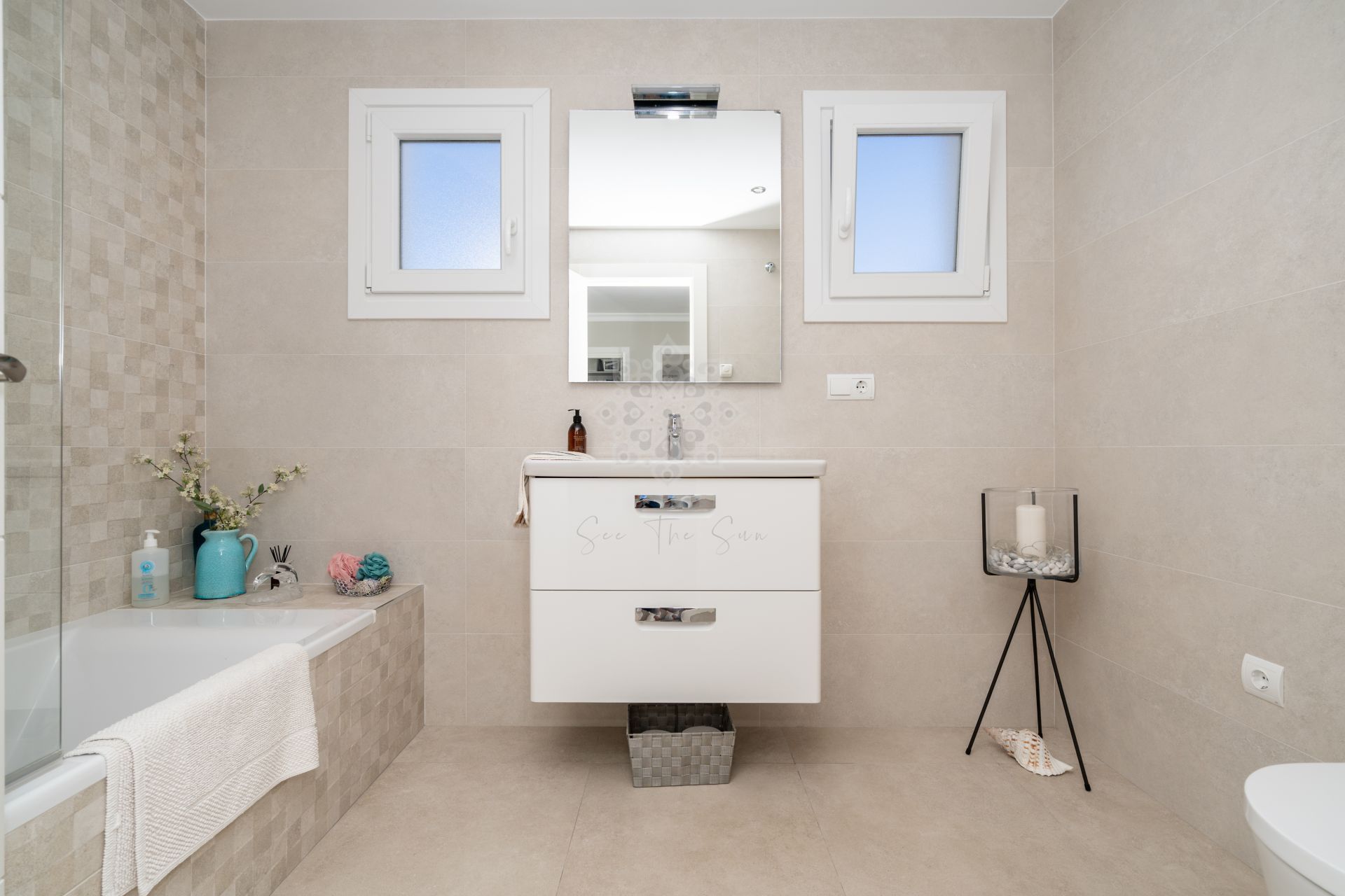 Penthouse in El Paraiso, Estepona