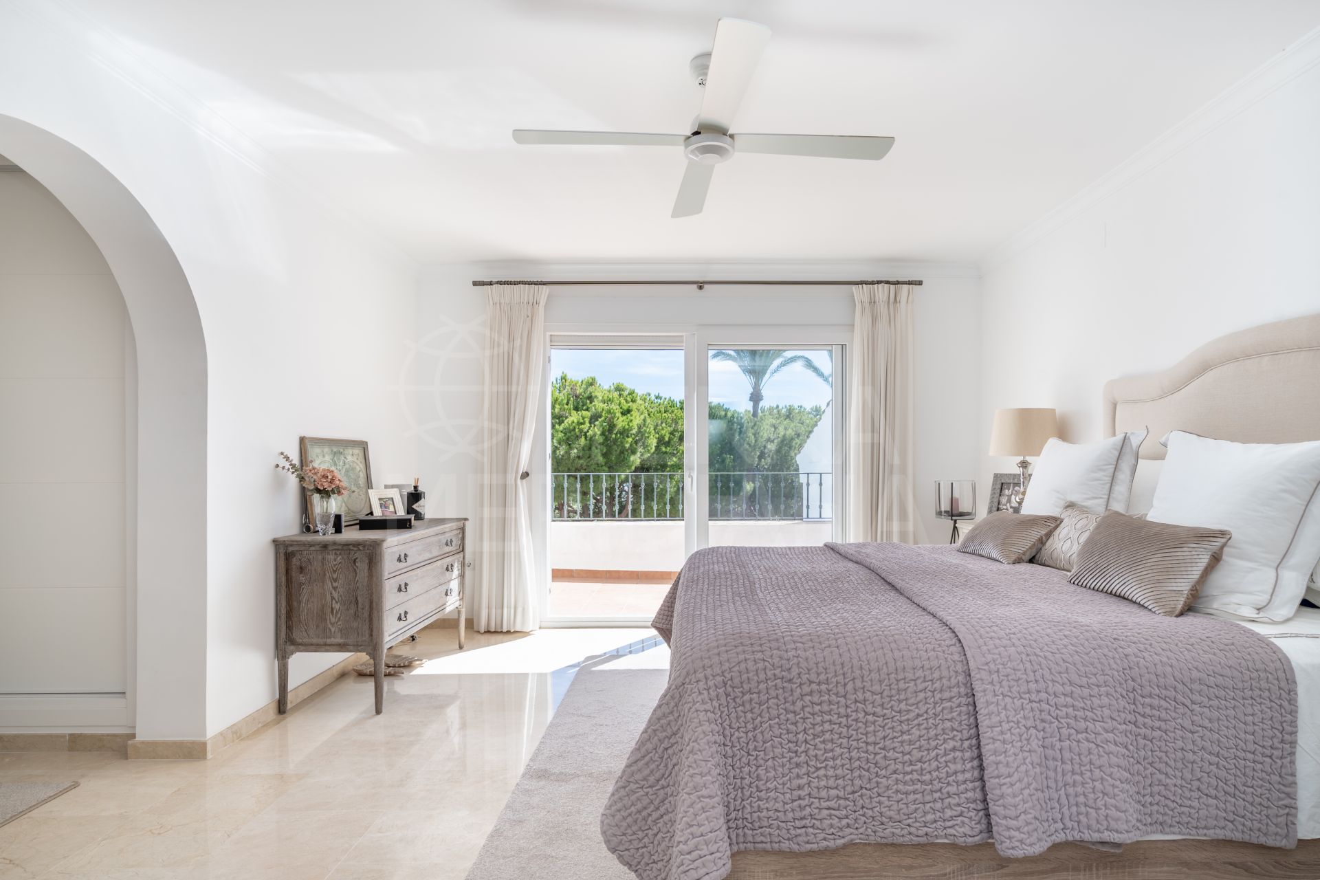 Penthouse in El Paraiso, Estepona