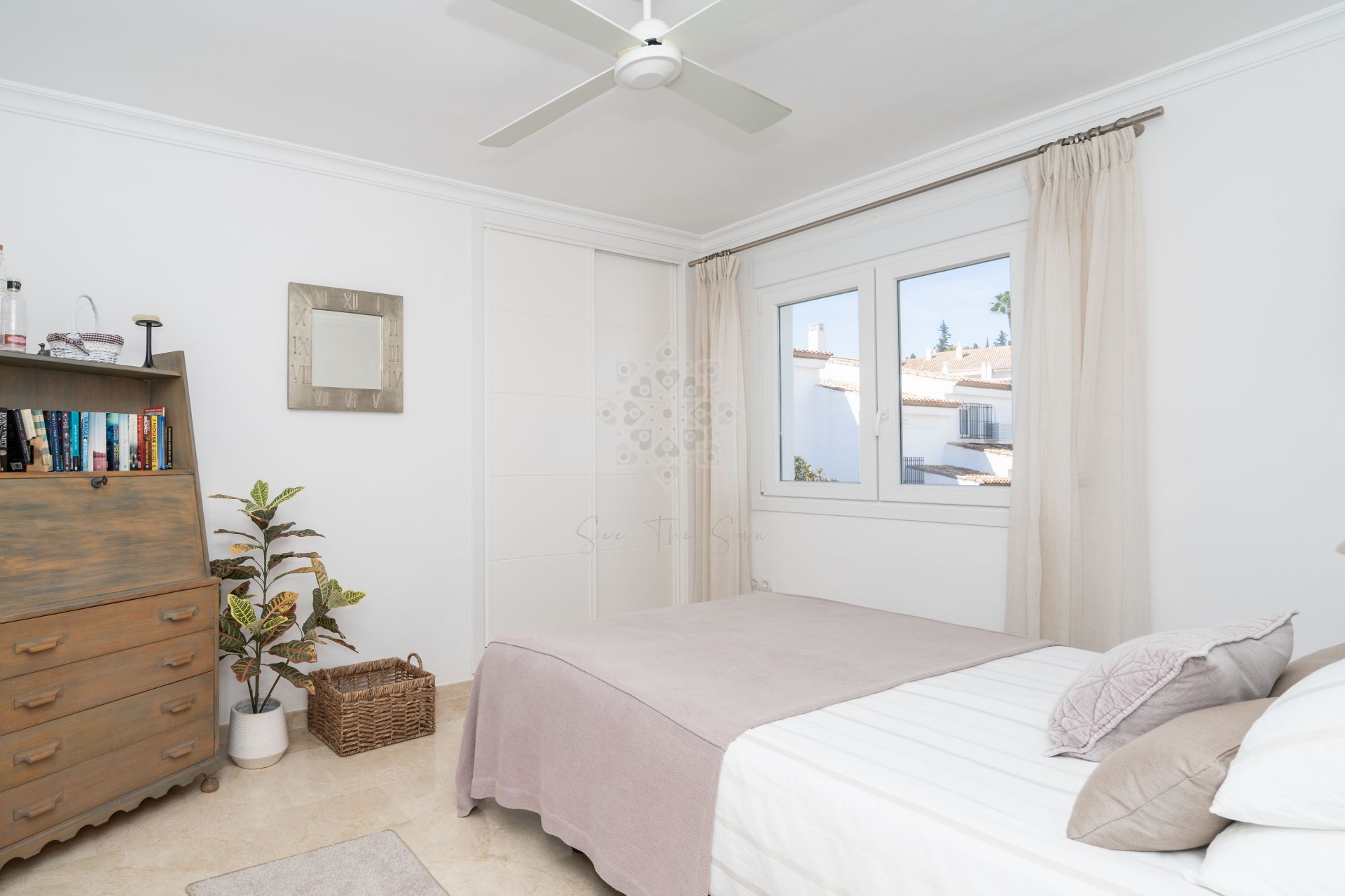Penthouse in El Paraiso, Estepona
