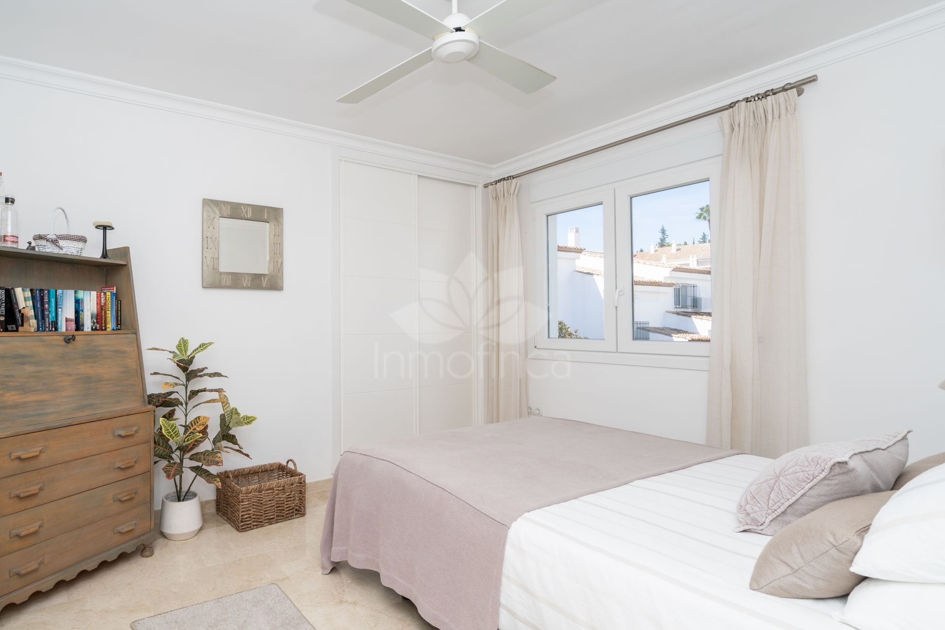 Penthouse in El Paraiso, Estepona