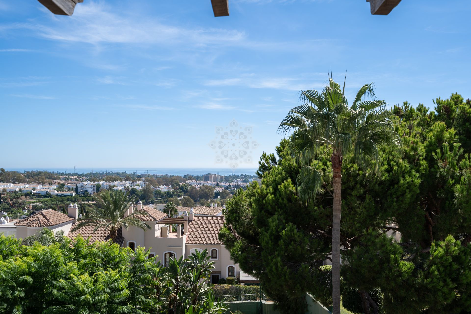 Penthouse in El Paraiso, Estepona