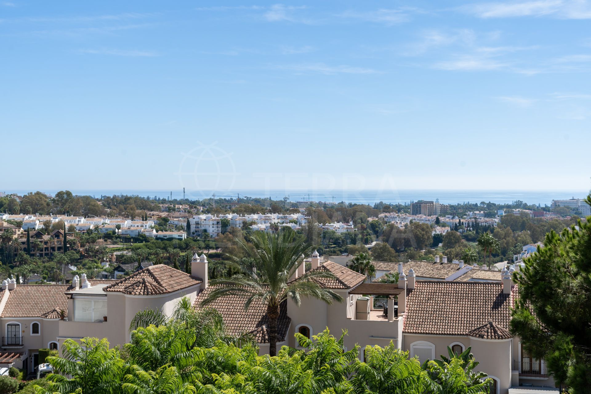 Penthouse in El Paraiso, Estepona