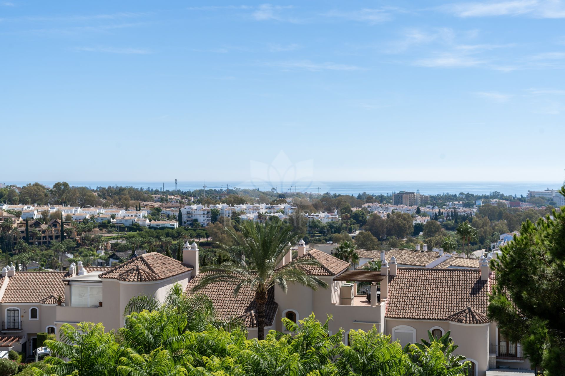 Penthouse in El Paraiso, Estepona