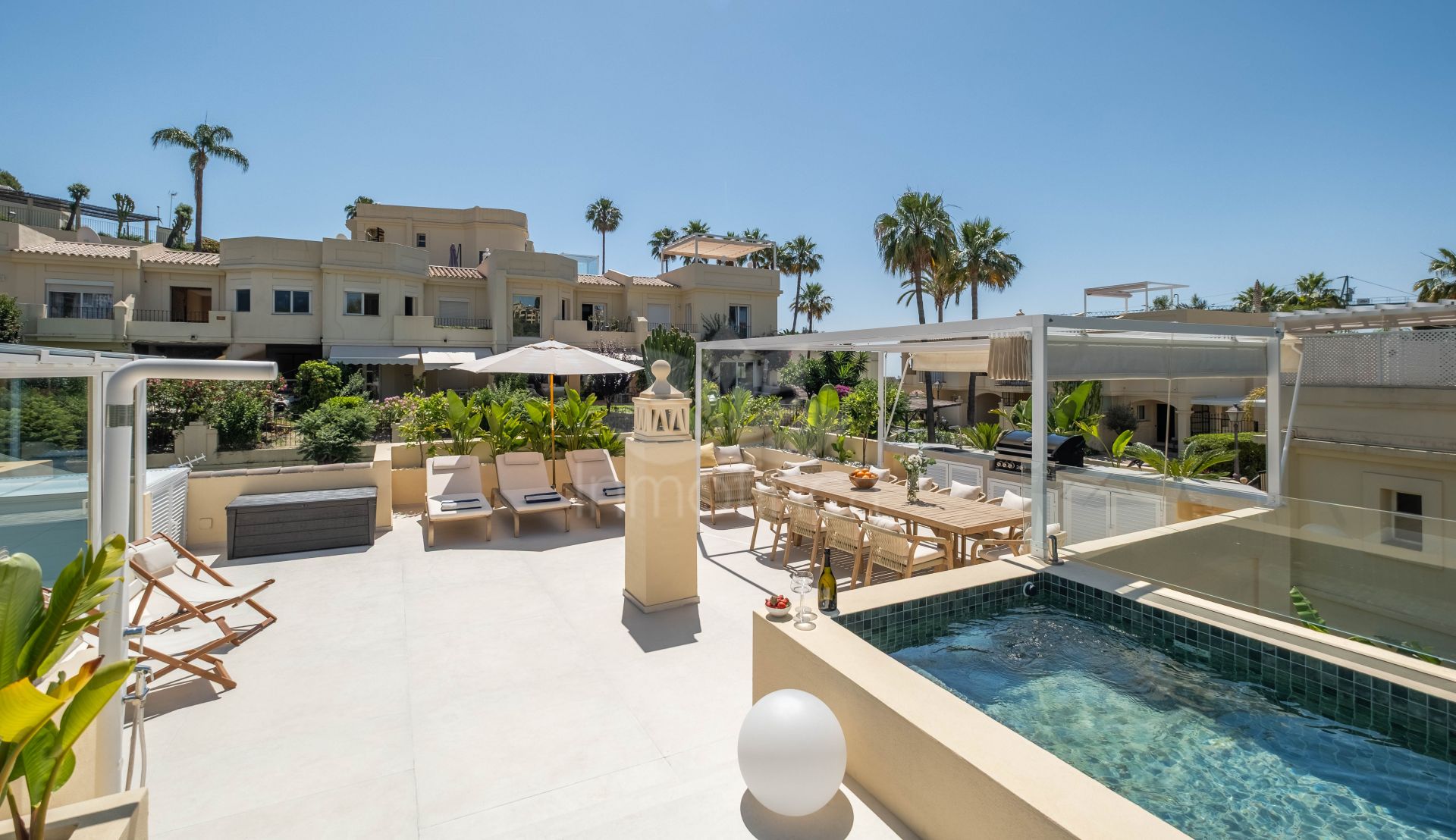 Adosado en La Quinta Hills, Benahavis