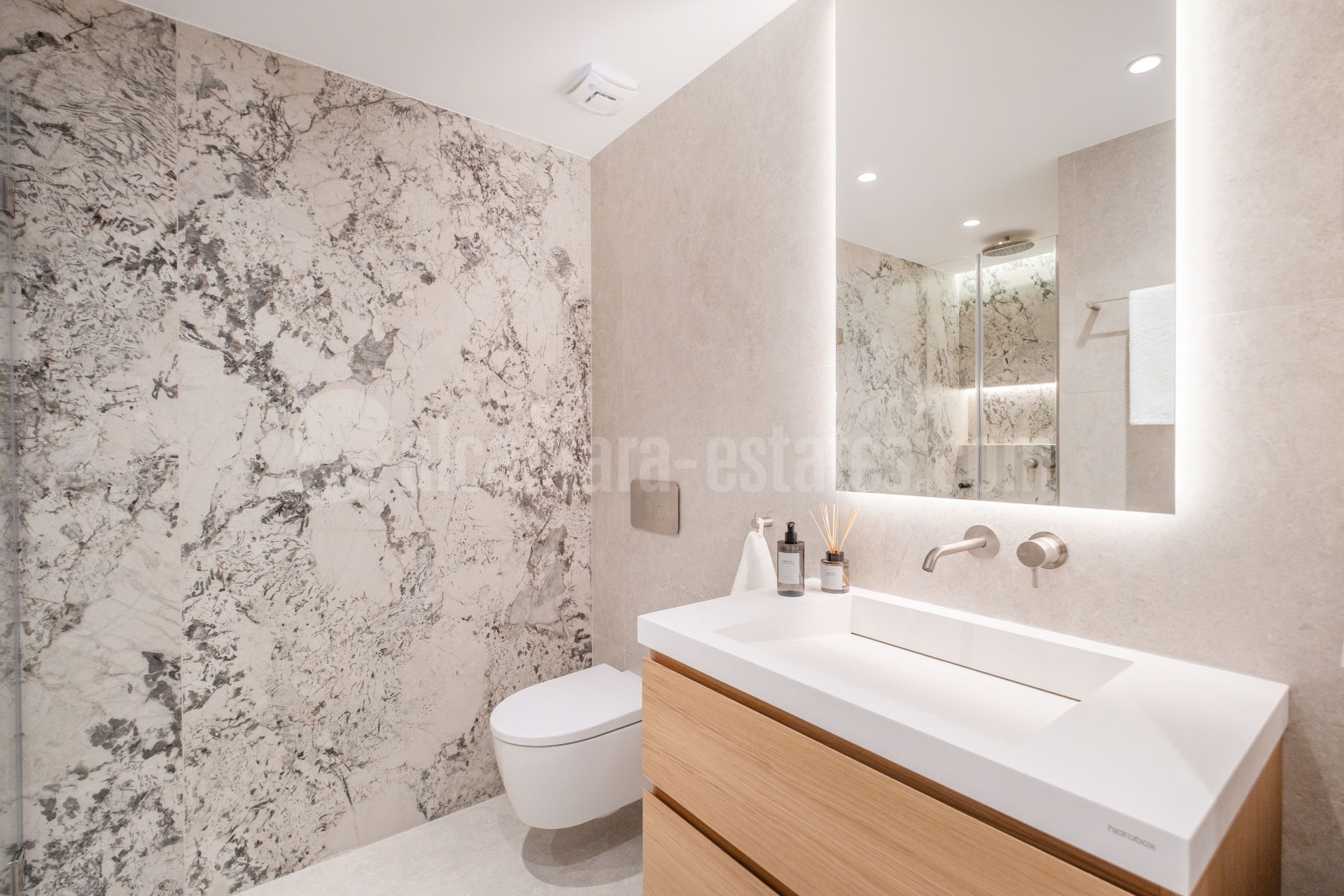 Apartment in Palacetes Los Belvederes, Marbella
