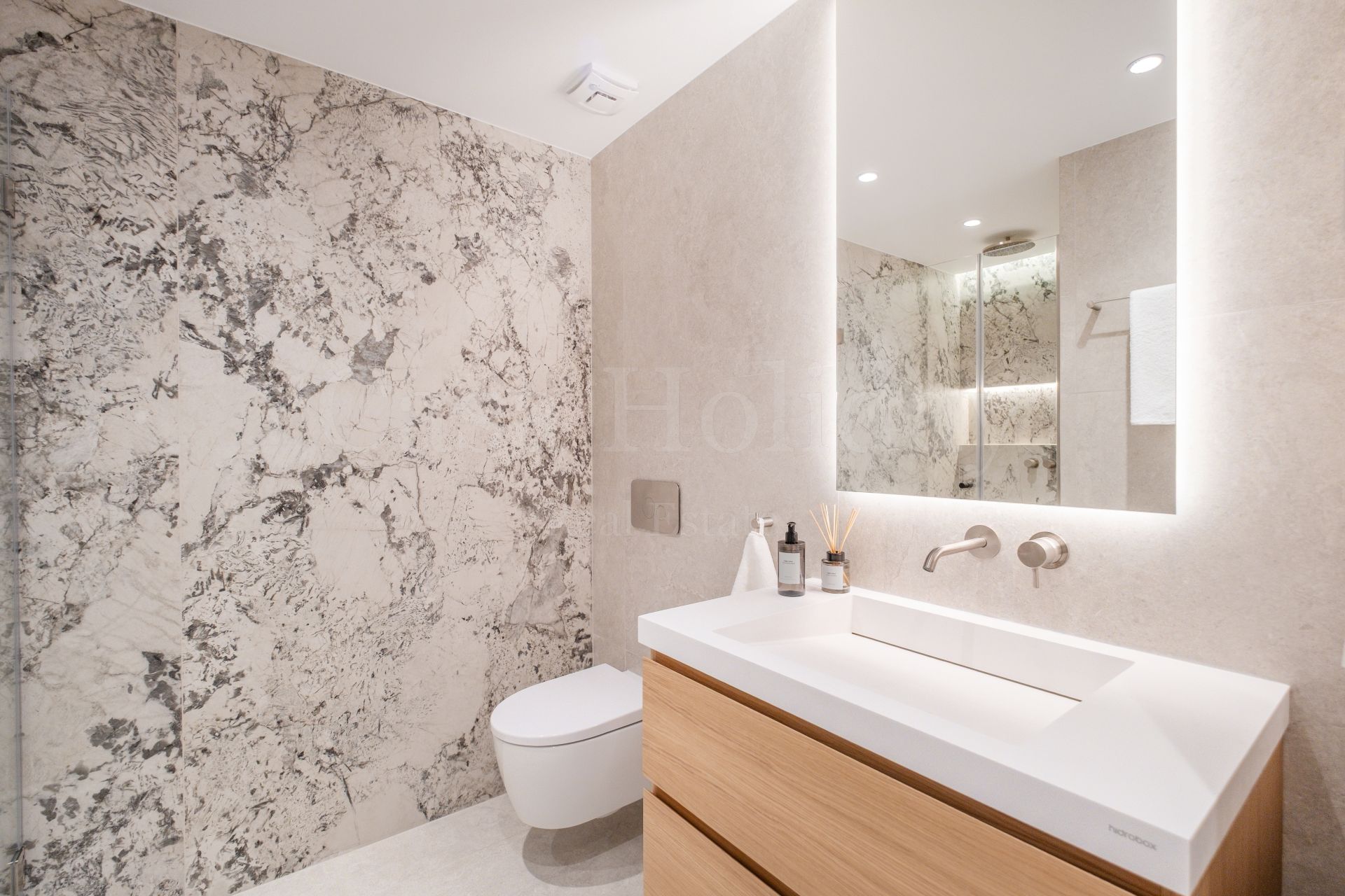 Apartment in Palacetes Los Belvederes, Marbella