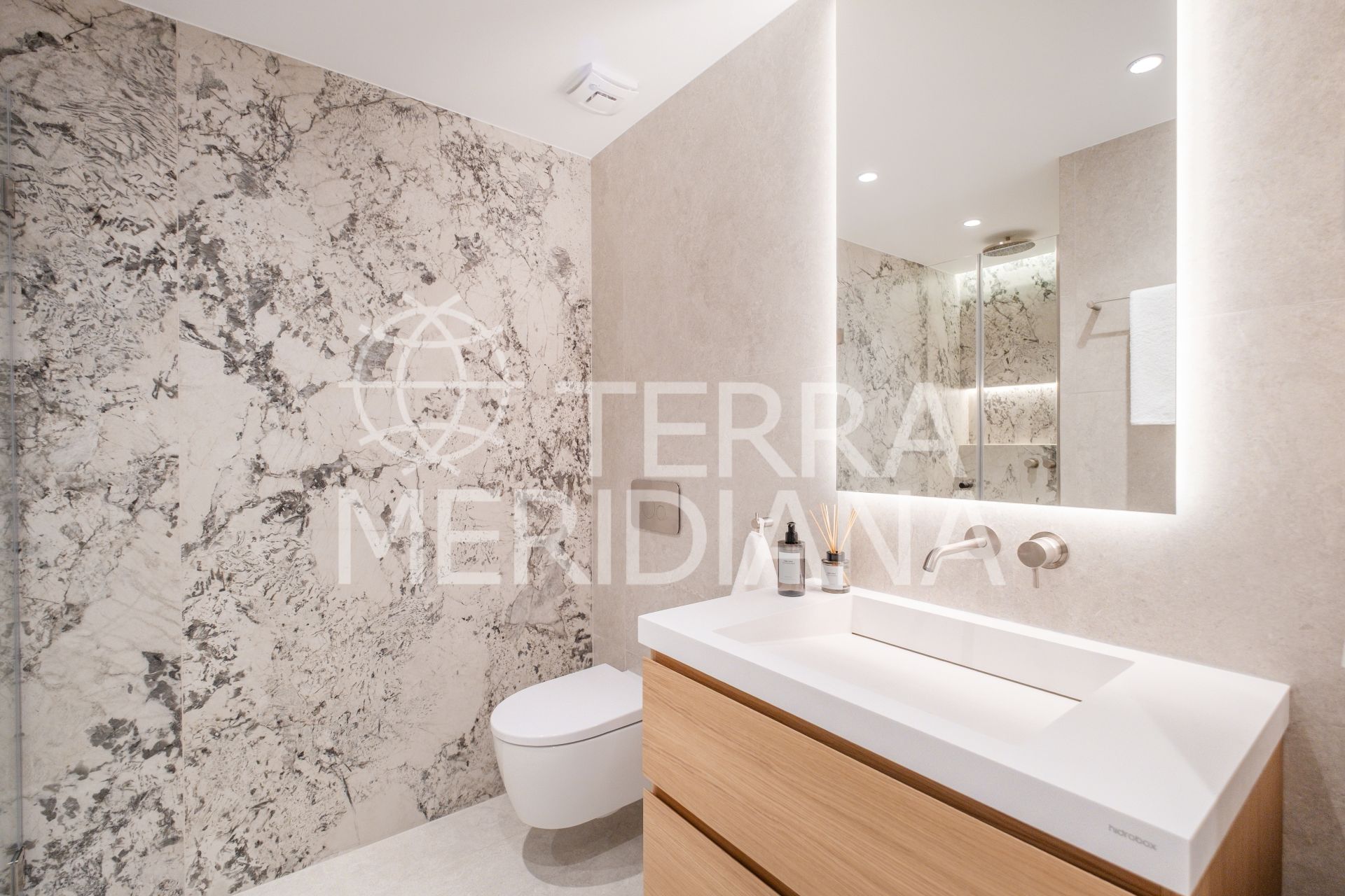 Apartment in Palacetes Los Belvederes, Marbella