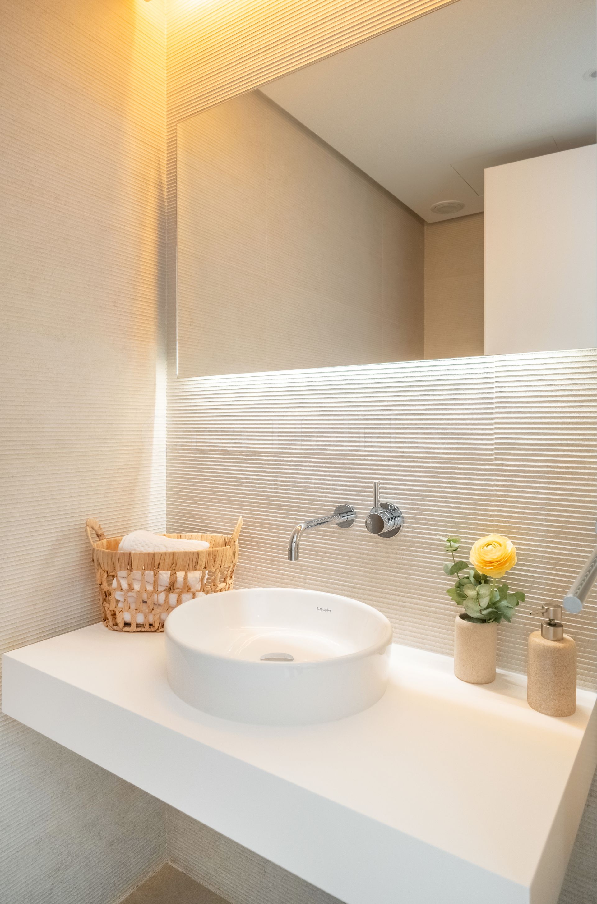 Duplex Penthouse in Palo Alto, Ojen