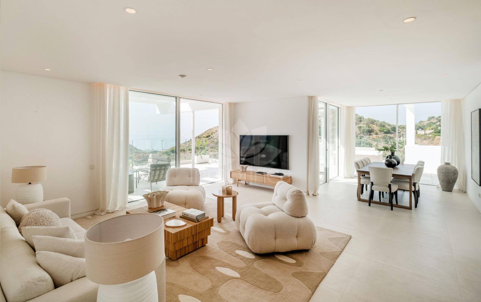 Duplex Penthouse in Palo Alto, Ojen