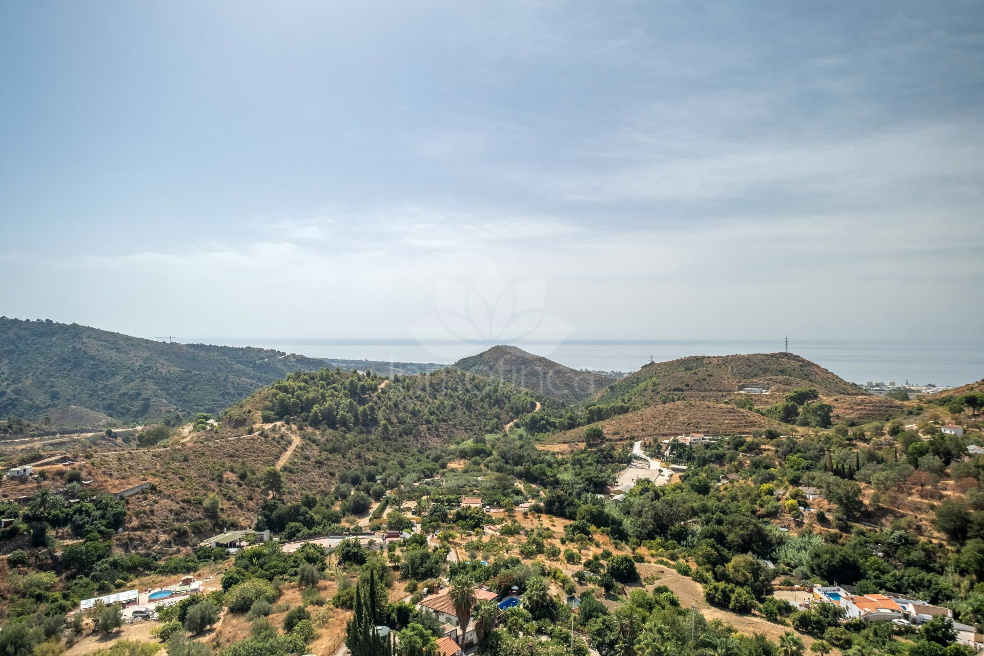 Duplex Penthouse in Palo Alto, Ojen