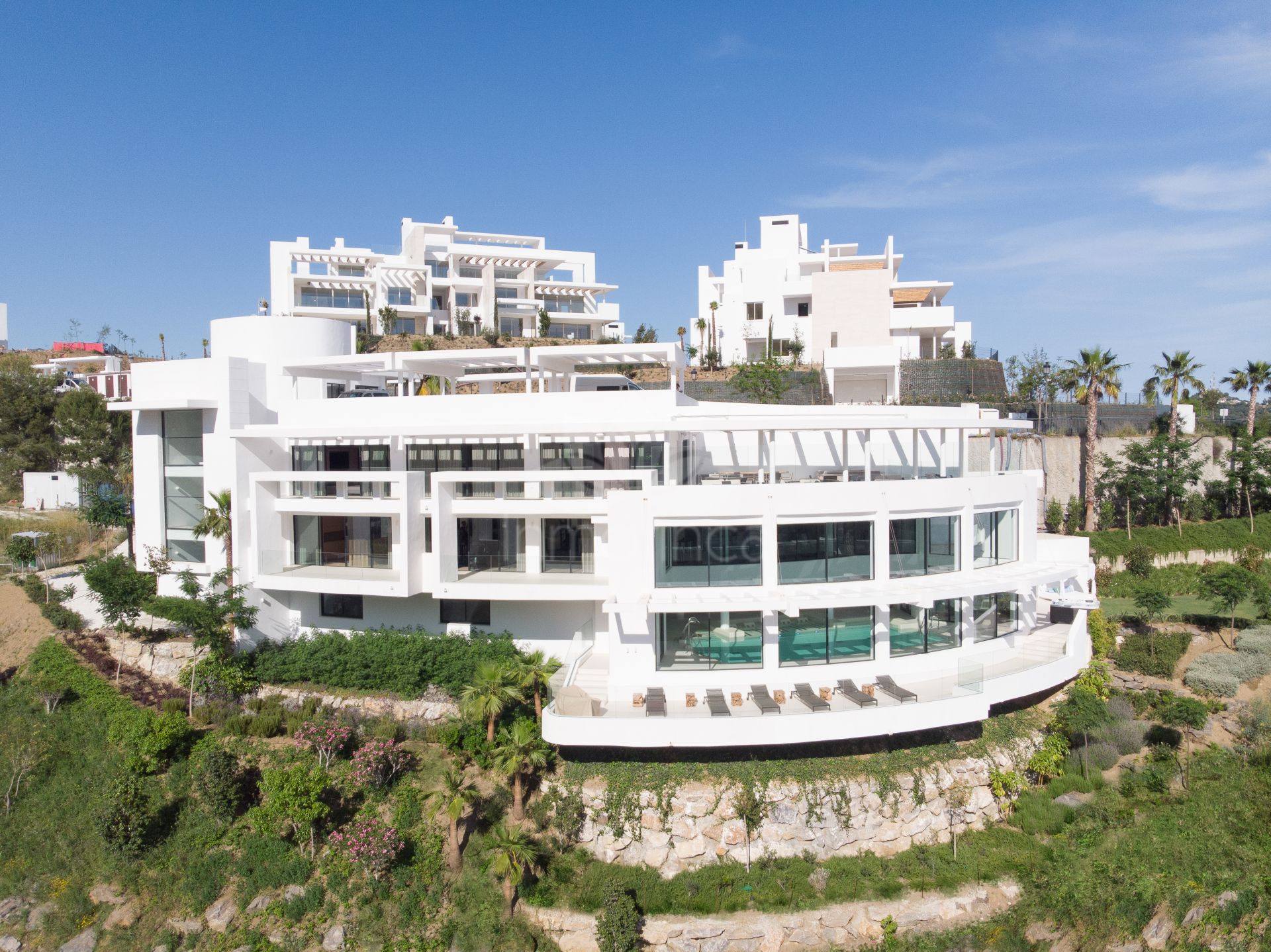 Duplex Penthouse in Palo Alto, Ojen