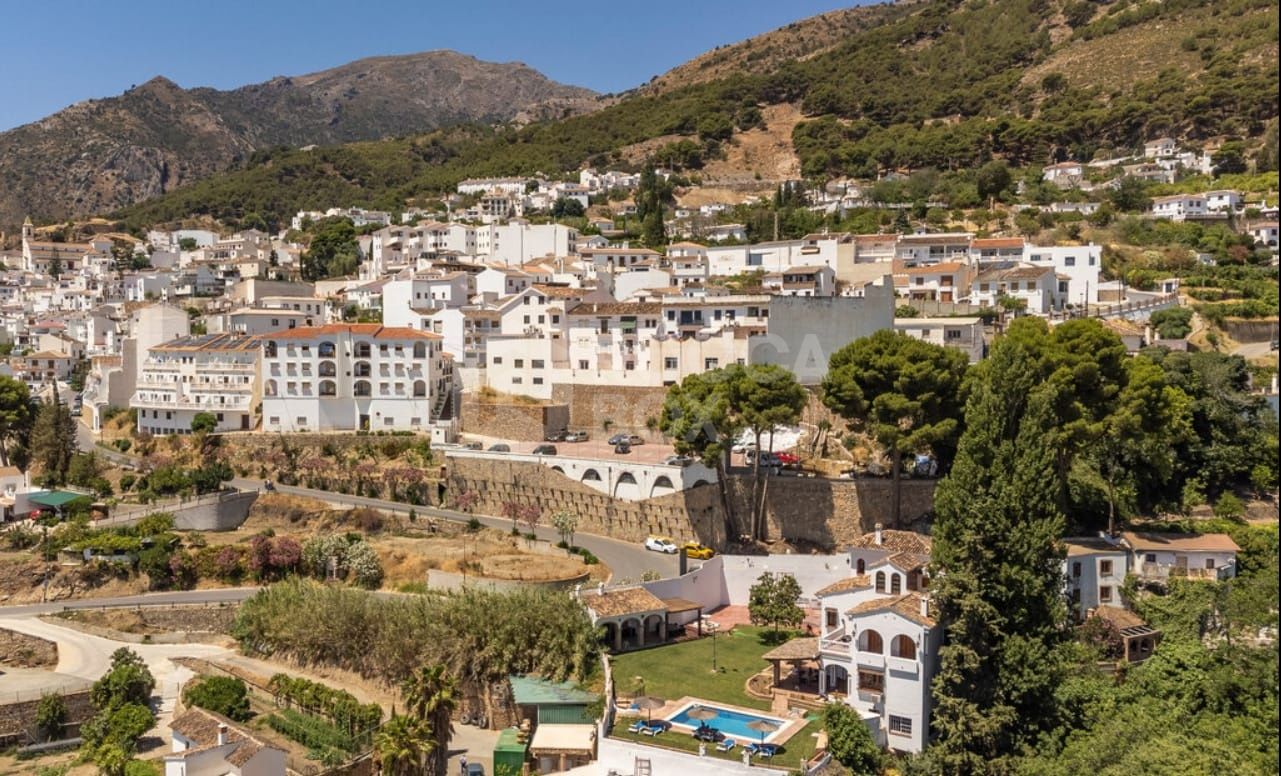 Andalusian Splendour Dream Cortijo with Unbeatable Views