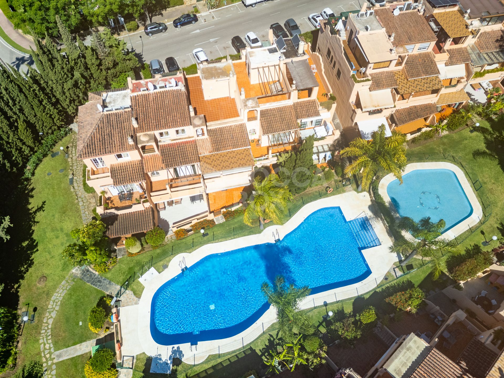 Spacious Townhouse in Oasis de Nagüeles with 4 Bedrooms and Garage – Potential for 5th Bedroom