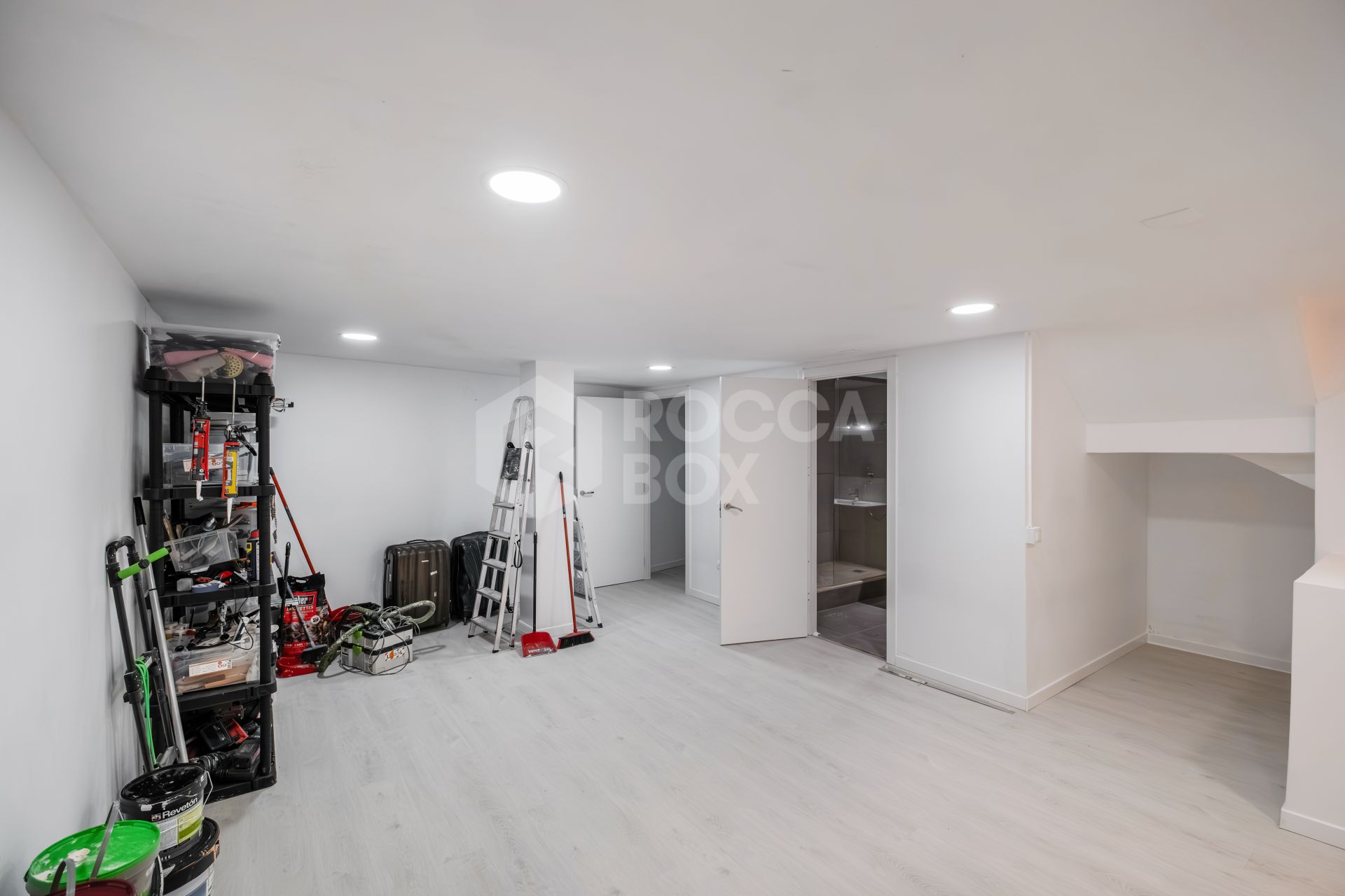 Spacious Townhouse in Oasis de Nagüeles with 4 Bedrooms and Garage – Potential for 5th Bedroom