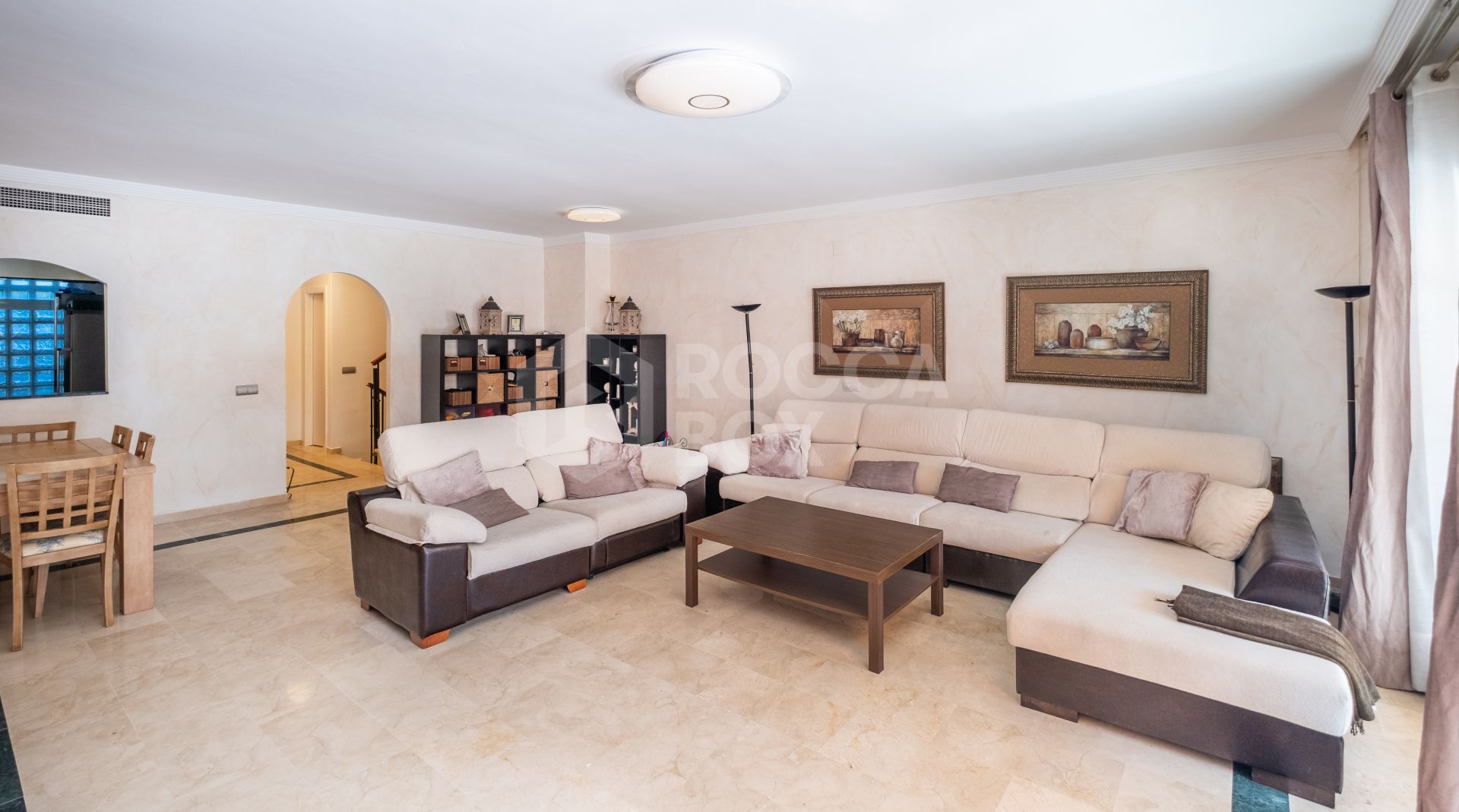 Spacious Townhouse in Oasis de Nagüeles with 4 Bedrooms and Garage – Potential for 5th Bedroom